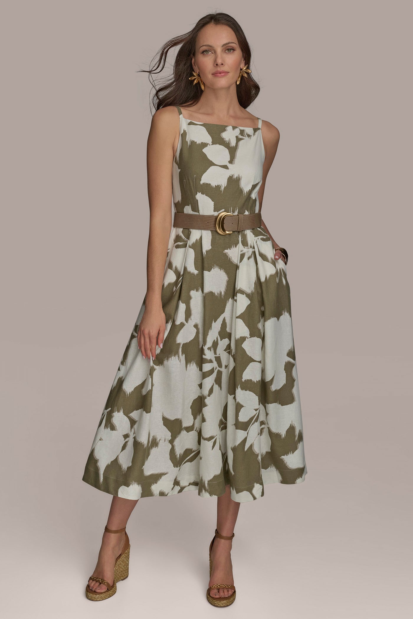 BOAT NECK FLORAL A LINE DRESS | View 1 | Essential Dresses BOAT NECK FLORAL A LINE DRESS | View 1 | Essential Dresses