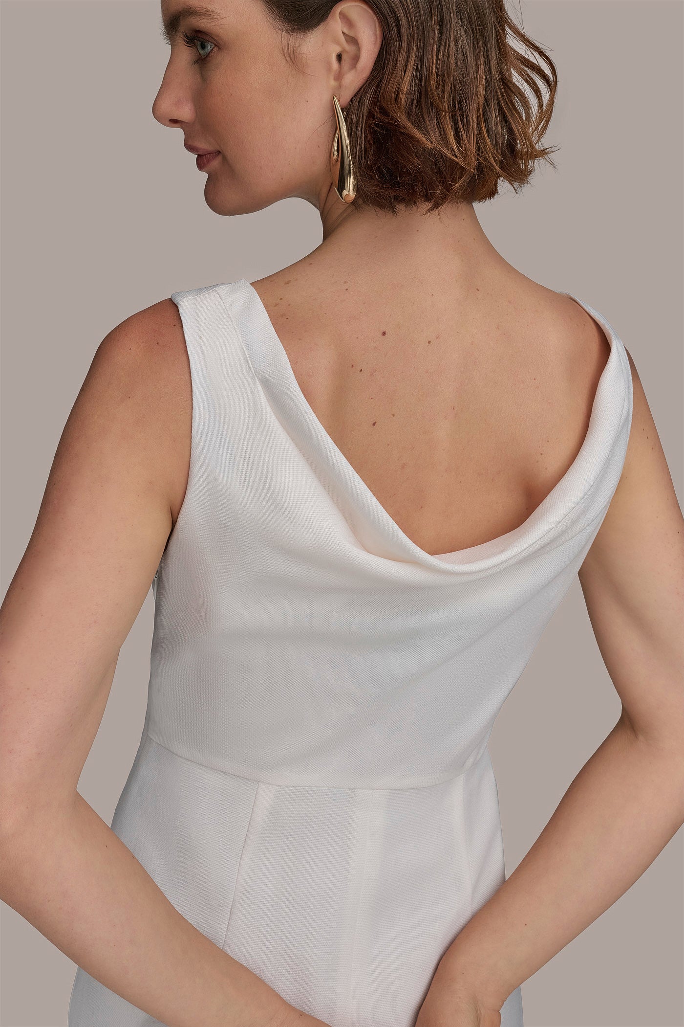 BOAT NECK SHEATH WITH CHAIN BELT VIEW 5 BOAT NECK SHEATH WITH CHAIN BELT VIEW 5