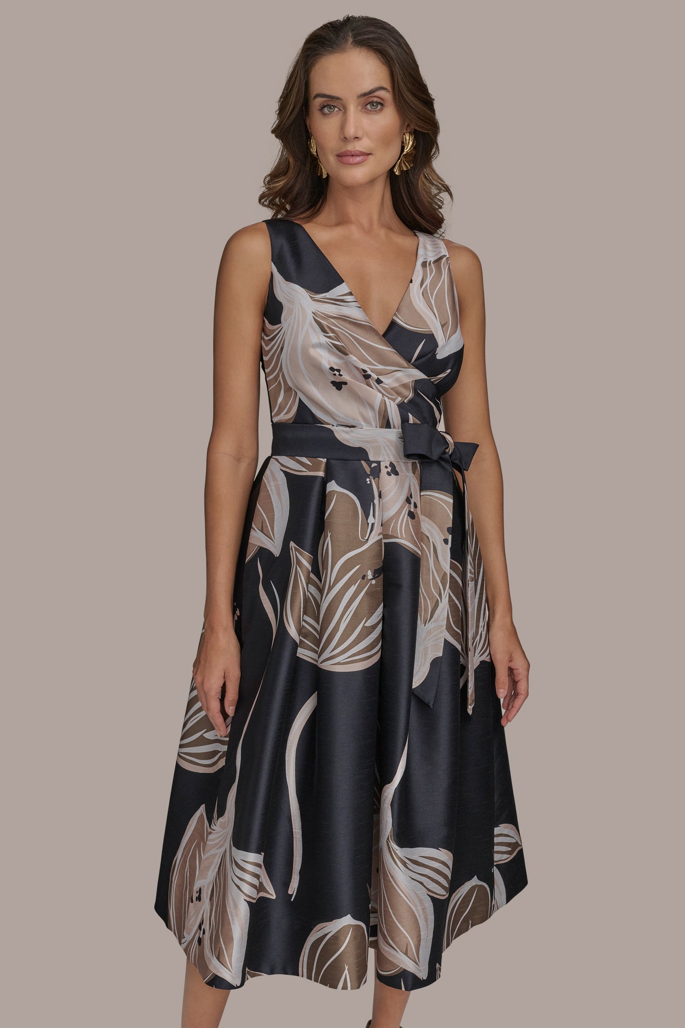 FLORAL FIT AND FLARE COCKTAIL DRESS VIEW 5 FLORAL FIT AND FLARE COCKTAIL DRESS VIEW 5