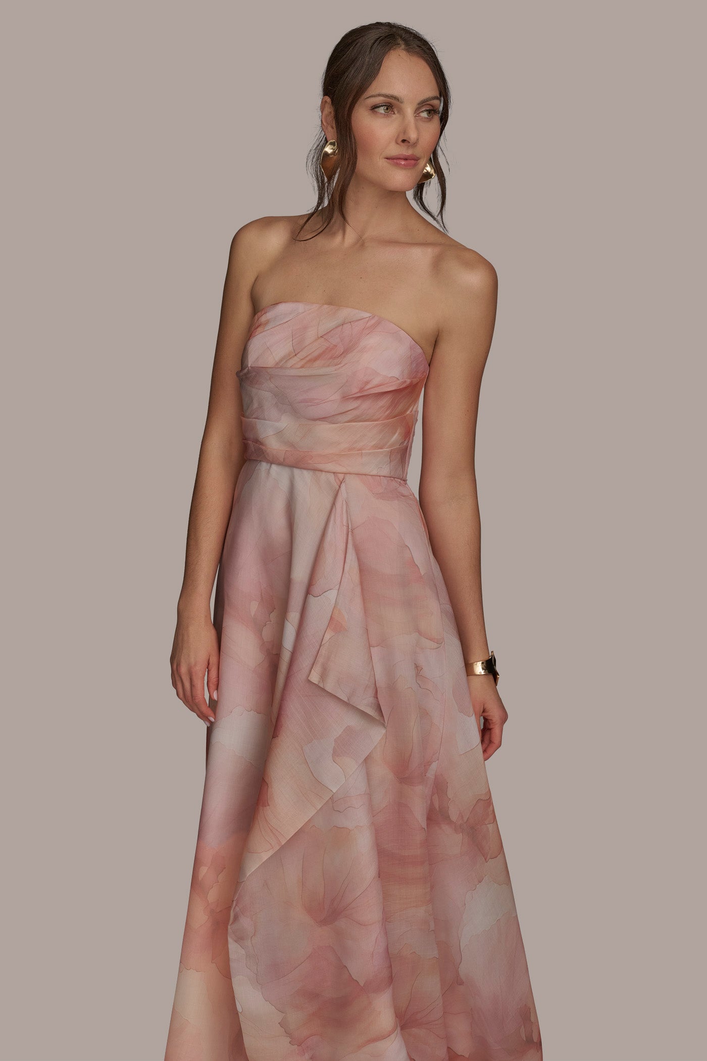 STRAPLESS DRAPED ORGANZA BALL GOWN VIEW 6 STRAPLESS DRAPED ORGANZA BALL GOWN VIEW 6