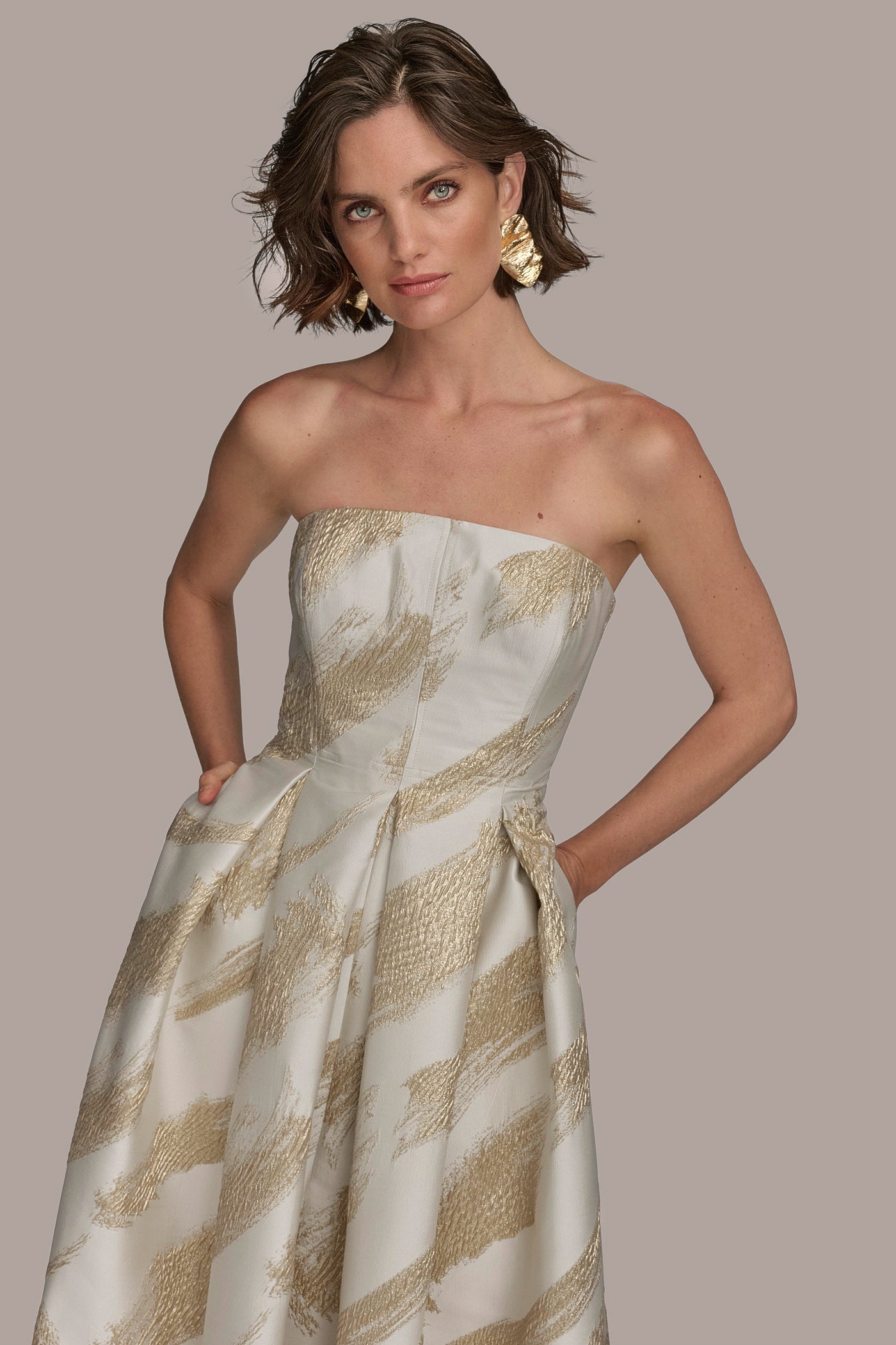 METALLIC JACQUARD BRUSH STROKE BALL GOWN VIEW 5 METALLIC JACQUARD BRUSH STROKE BALL GOWN VIEW 5