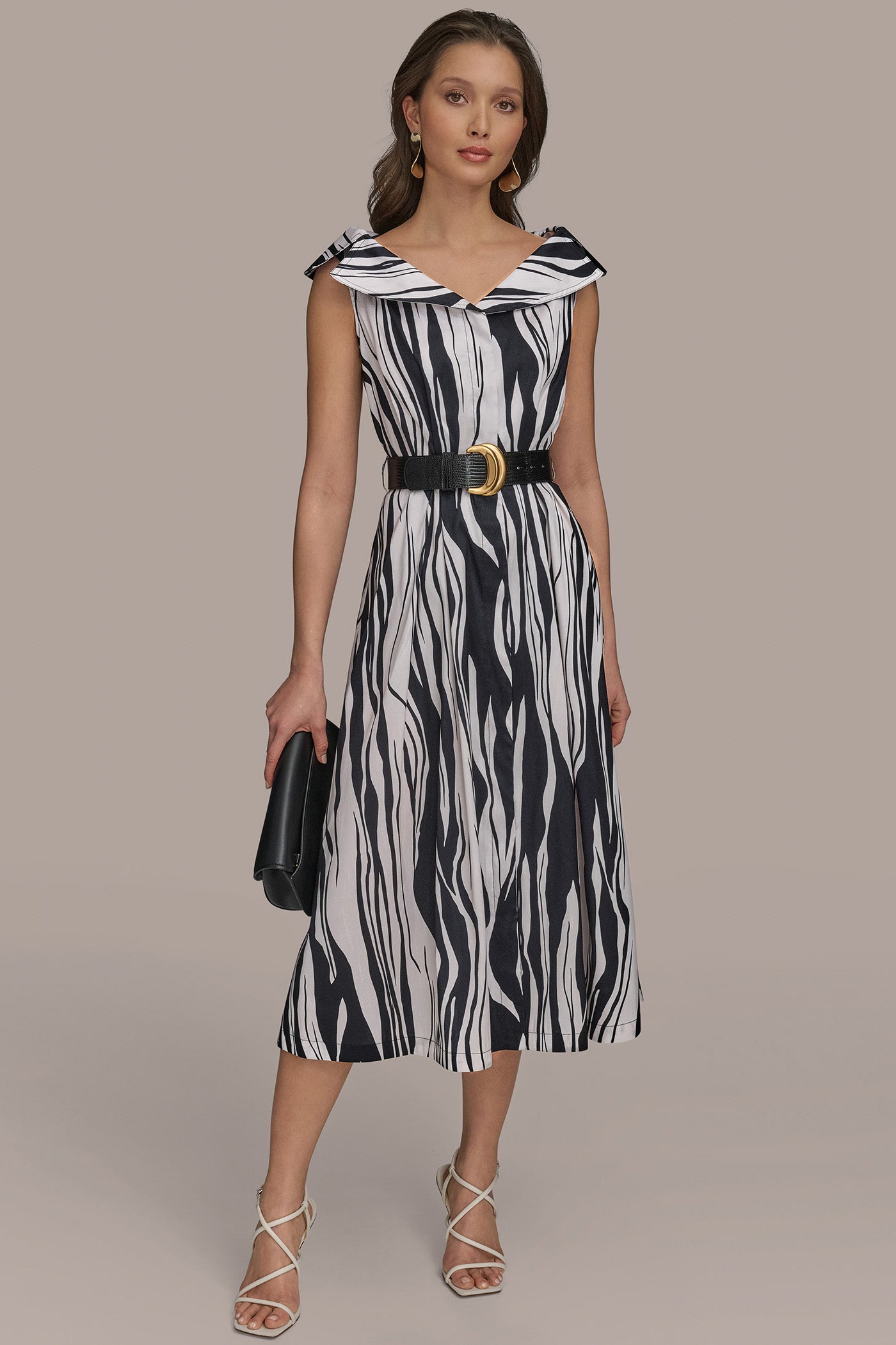 CAP SLEEVE STRIPED A-LINE MIDI | View 1 | Essential Dresses CAP SLEEVE STRIPED A-LINE MIDI | View 1 | Essential Dresses