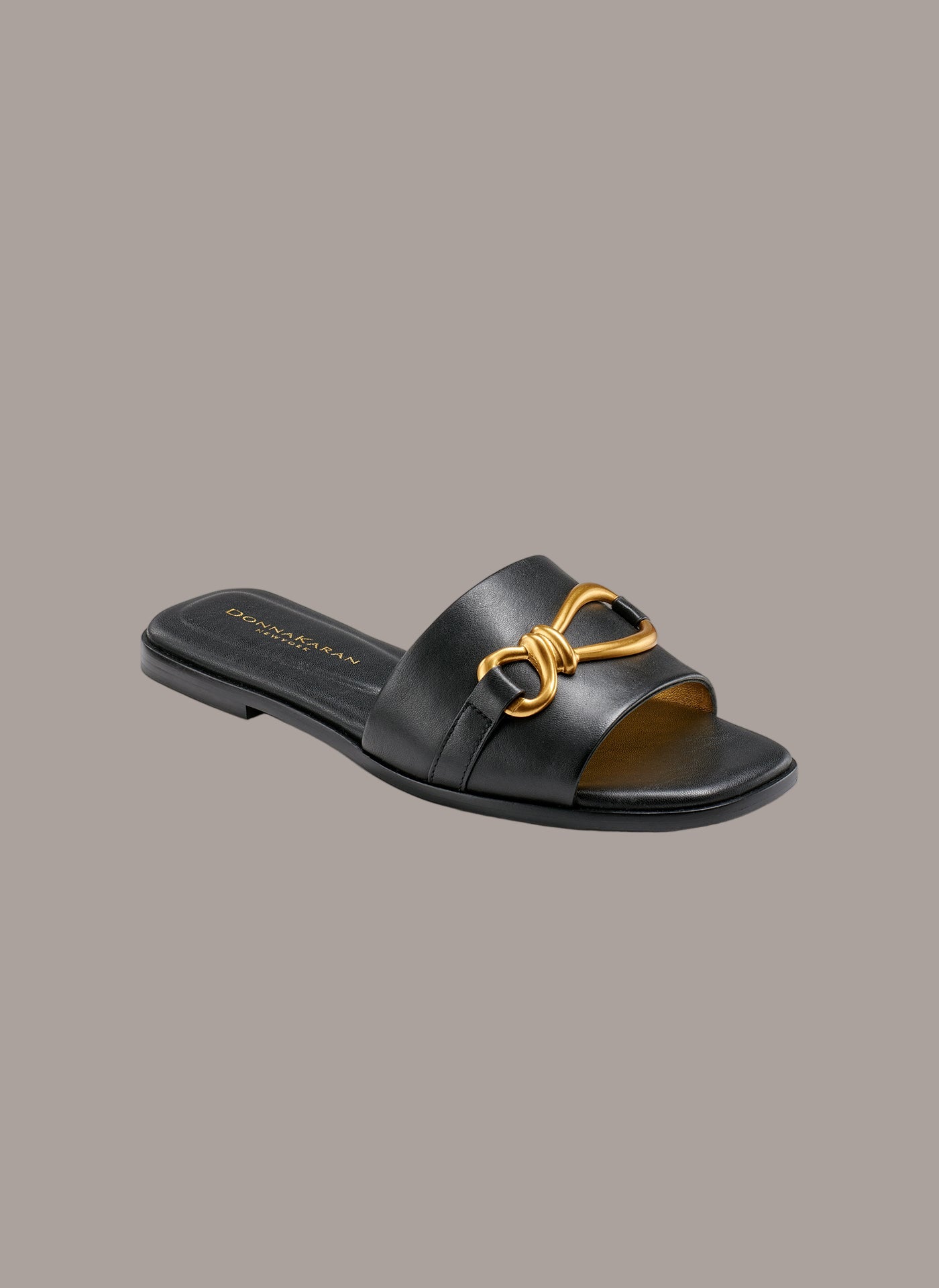 HAYLEN FLAT SANDAL | View 1 | Dark Color HAYLEN FLAT SANDAL | View 1 | Dark Color
