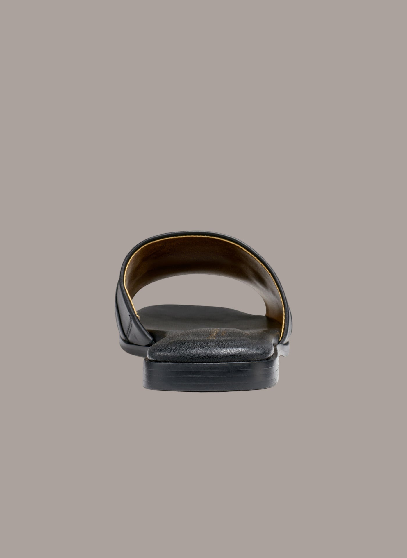 HAYLEN FLAT SANDAL VIEW 5 | Dark Color HAYLEN FLAT SANDAL VIEW 5 | Dark Color