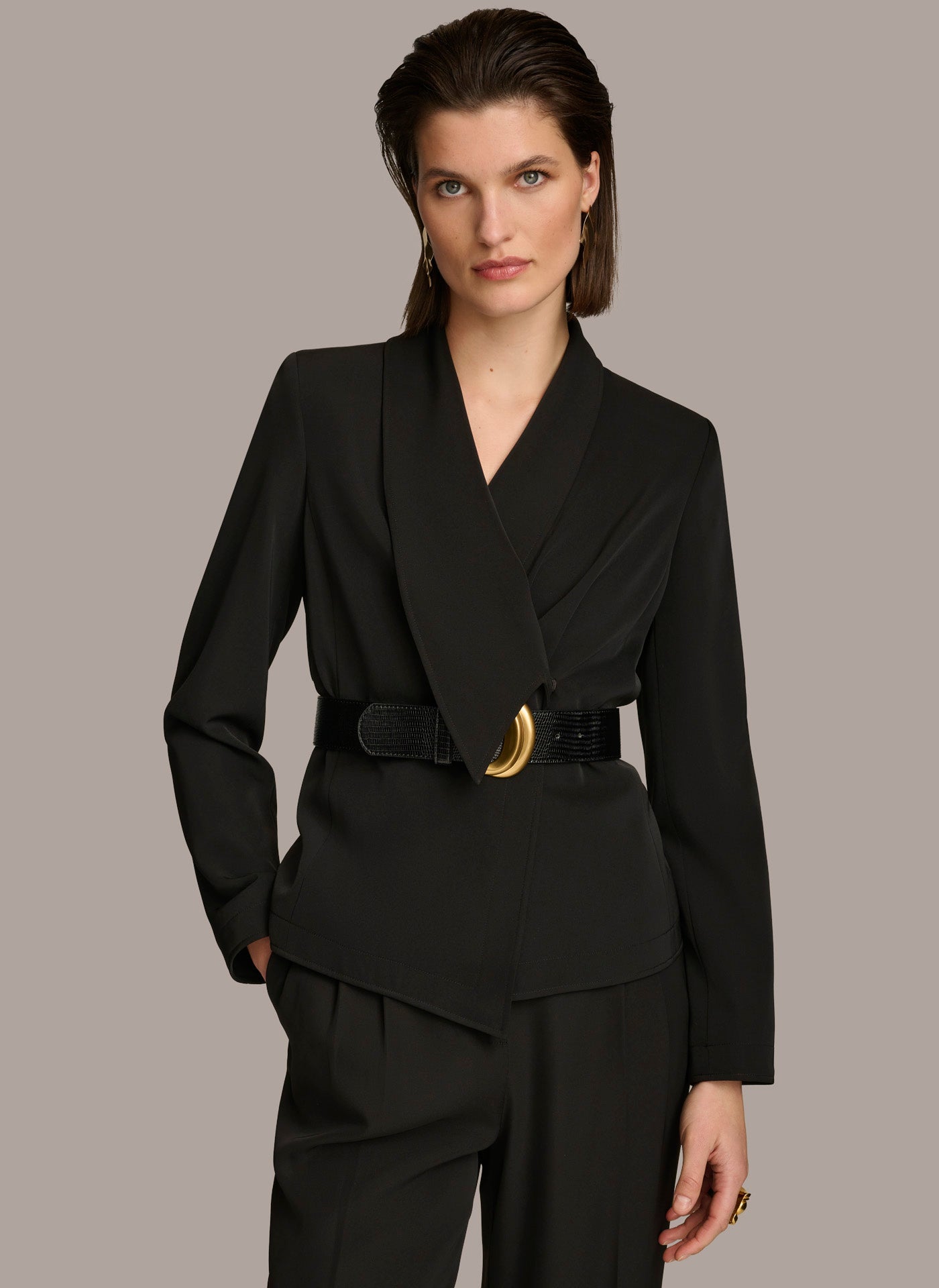 BELTED BLAZER