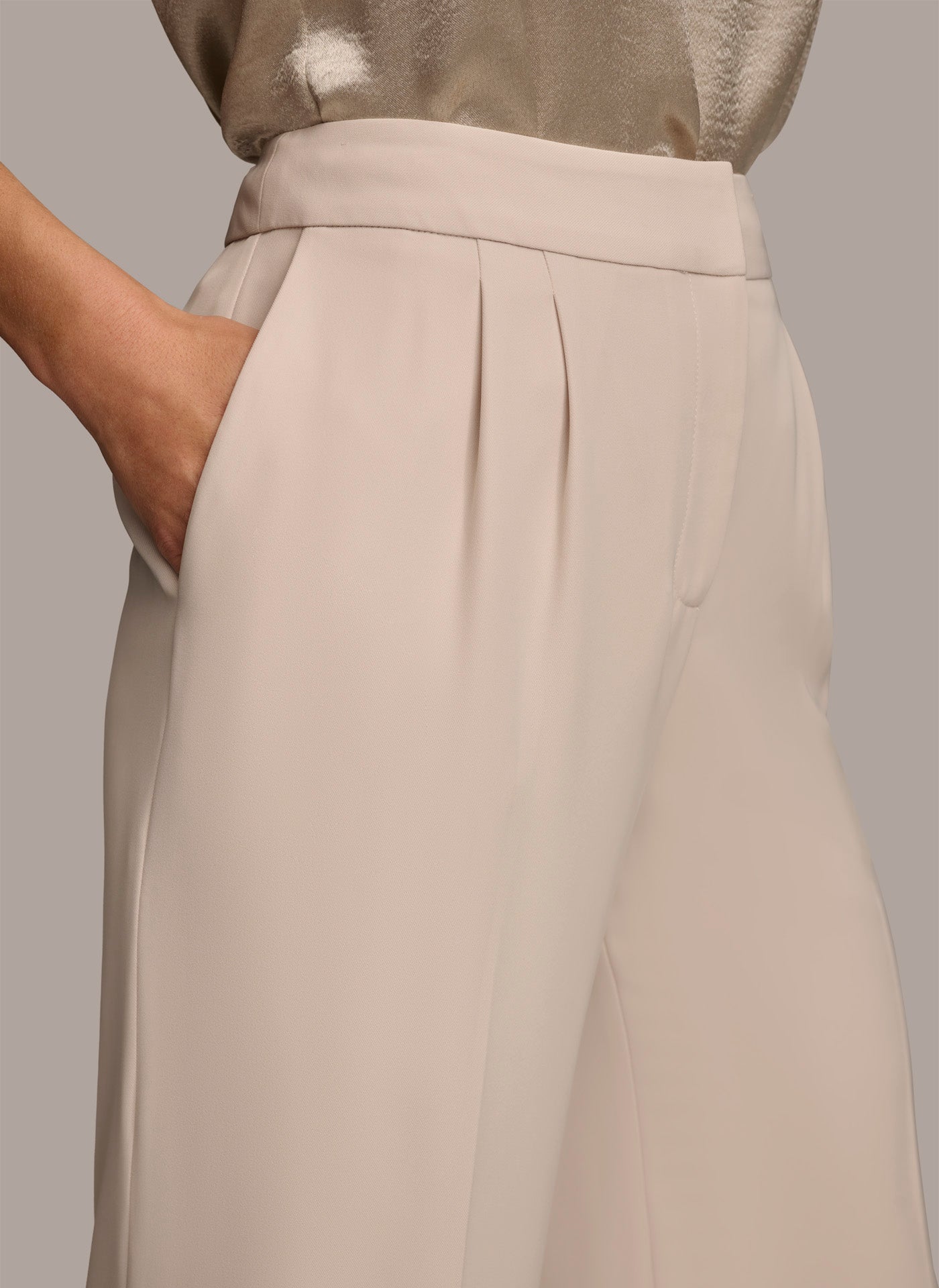 SOFT SUITING WIDE LEG PANT