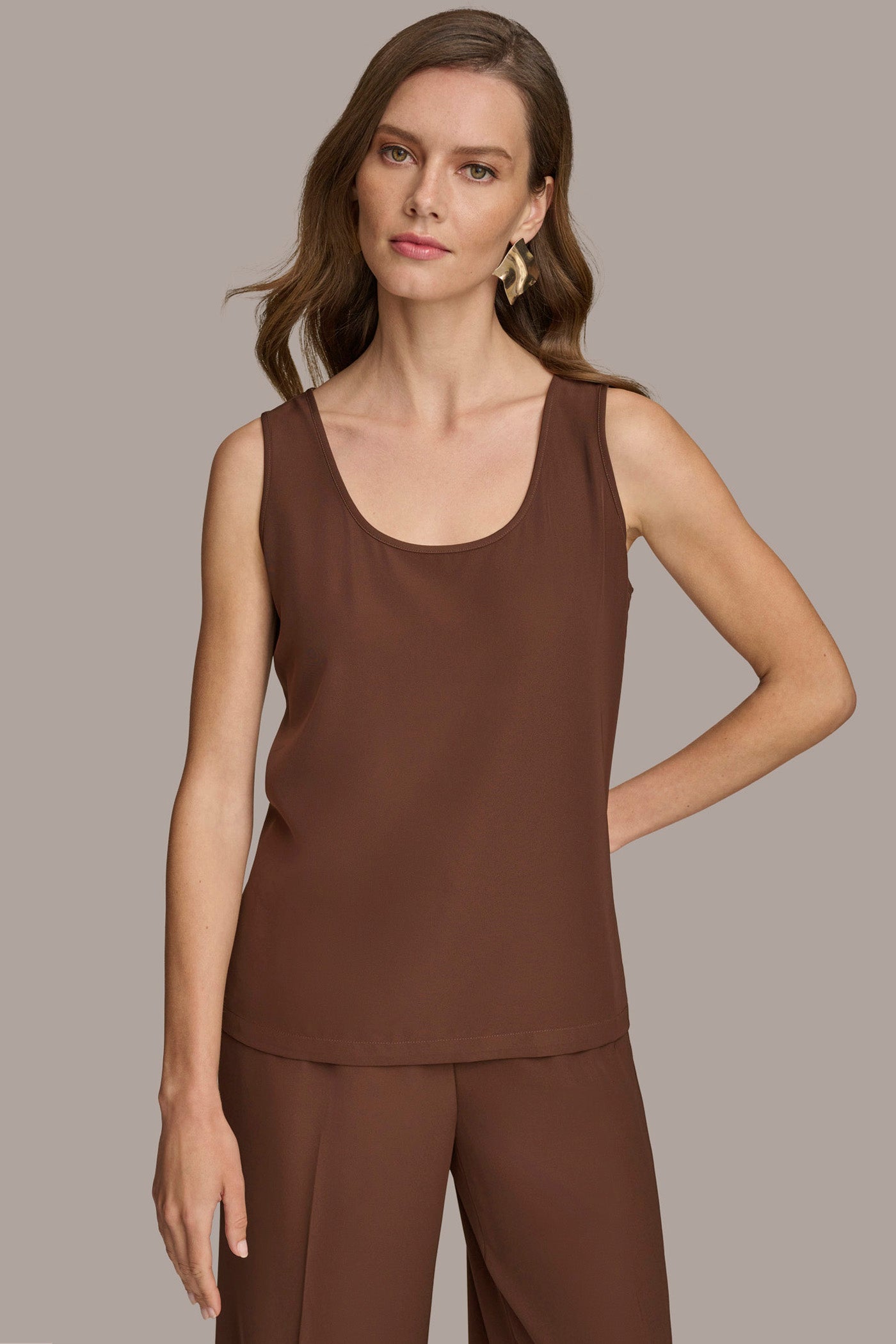 SOFT SUITING SCOOP NECK TOP | View 1 | Summer Collection SOFT SUITING SCOOP NECK TOP | View 1 | Summer Collection