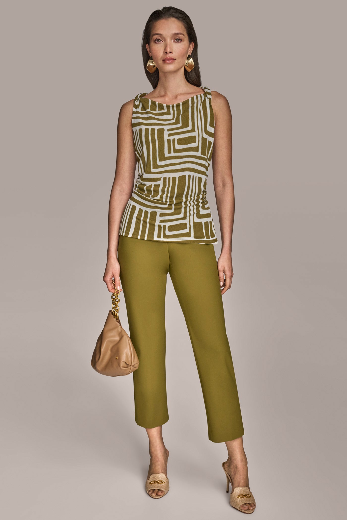TWIST SHOULDER TOP VIEW 4 TWIST SHOULDER TOP VIEW 4