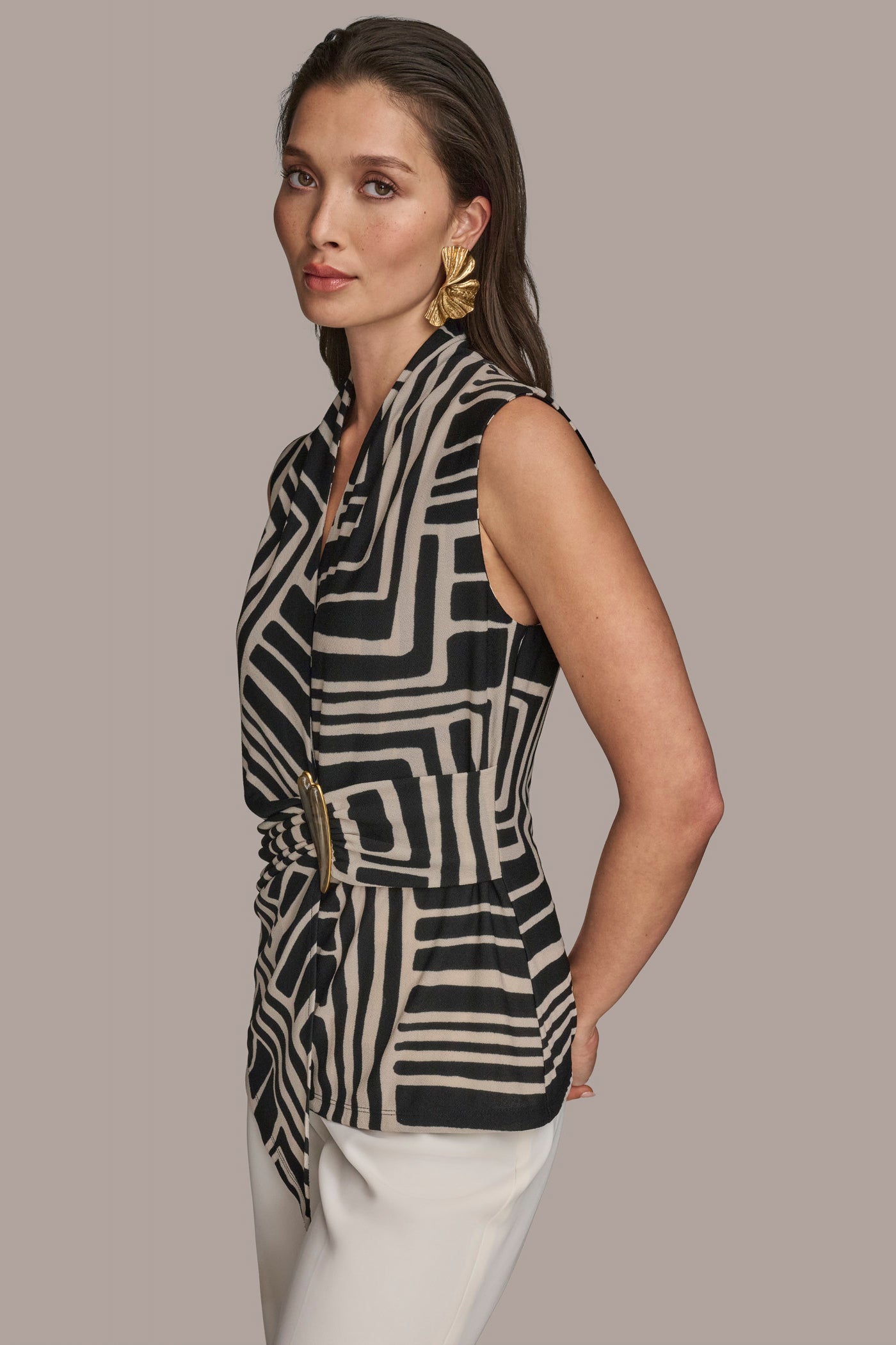 ASYMMETRIC WRAP-EFFECT TOP VIEW 6 | Clothing ASYMMETRIC WRAP-EFFECT TOP VIEW 6 | Clothing