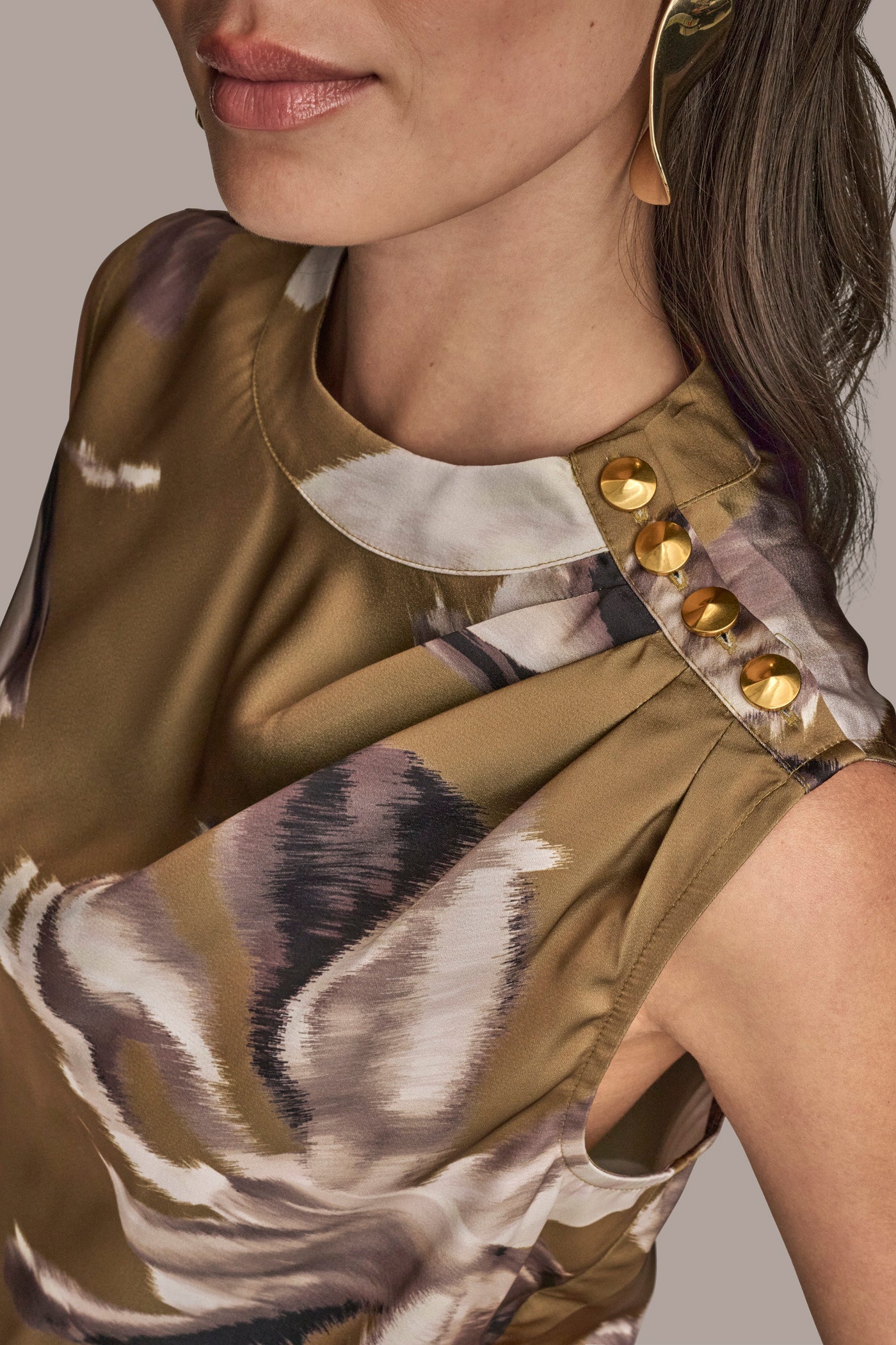 BUTTON-EMBELLISHED SHOULDER TOP VIEW 4 | Tops & Sweaters BUTTON-EMBELLISHED SHOULDER TOP VIEW 4 | Tops & Sweaters