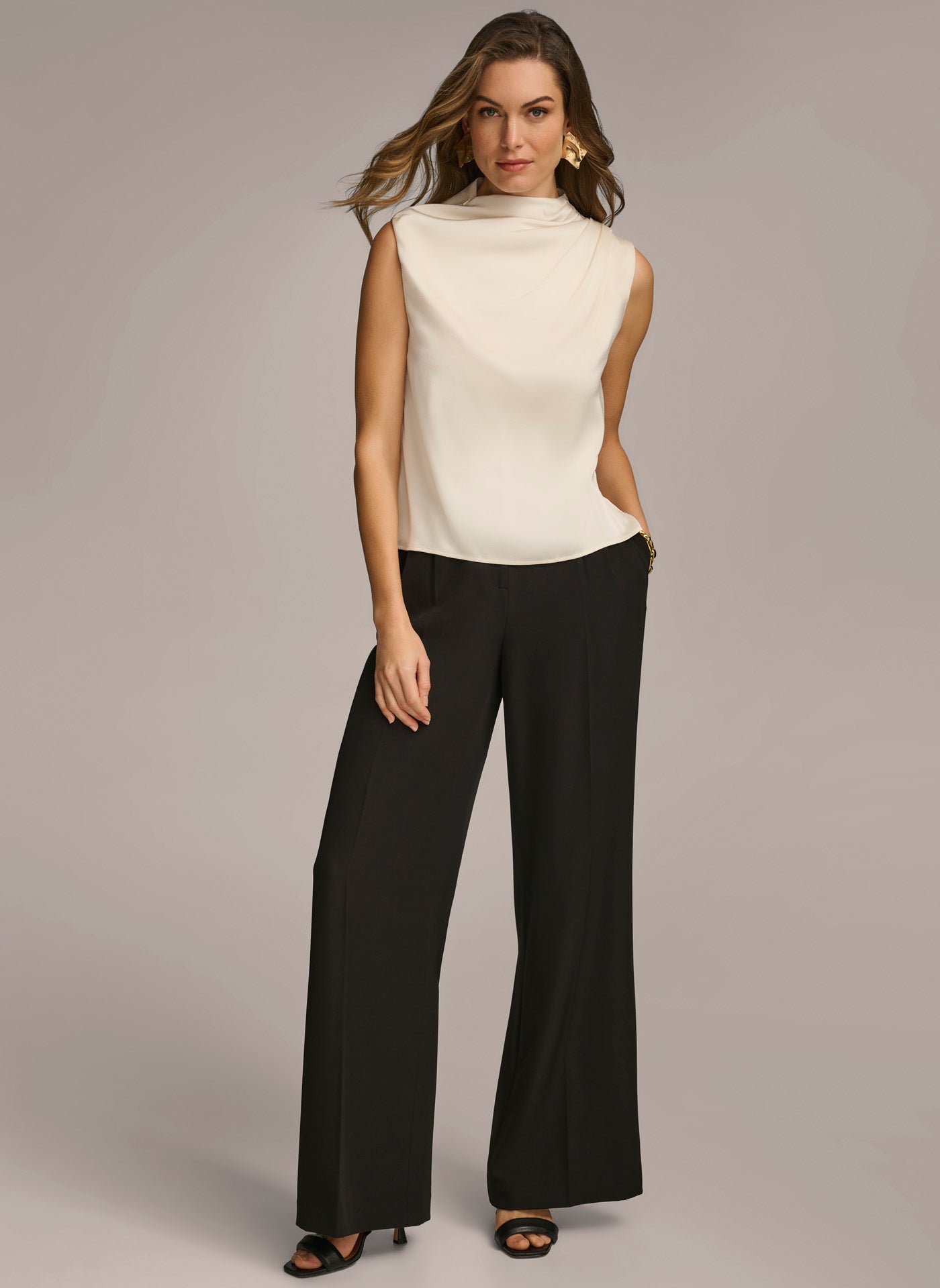 SLEEVELESS DRAPED MOCKNECK TOP