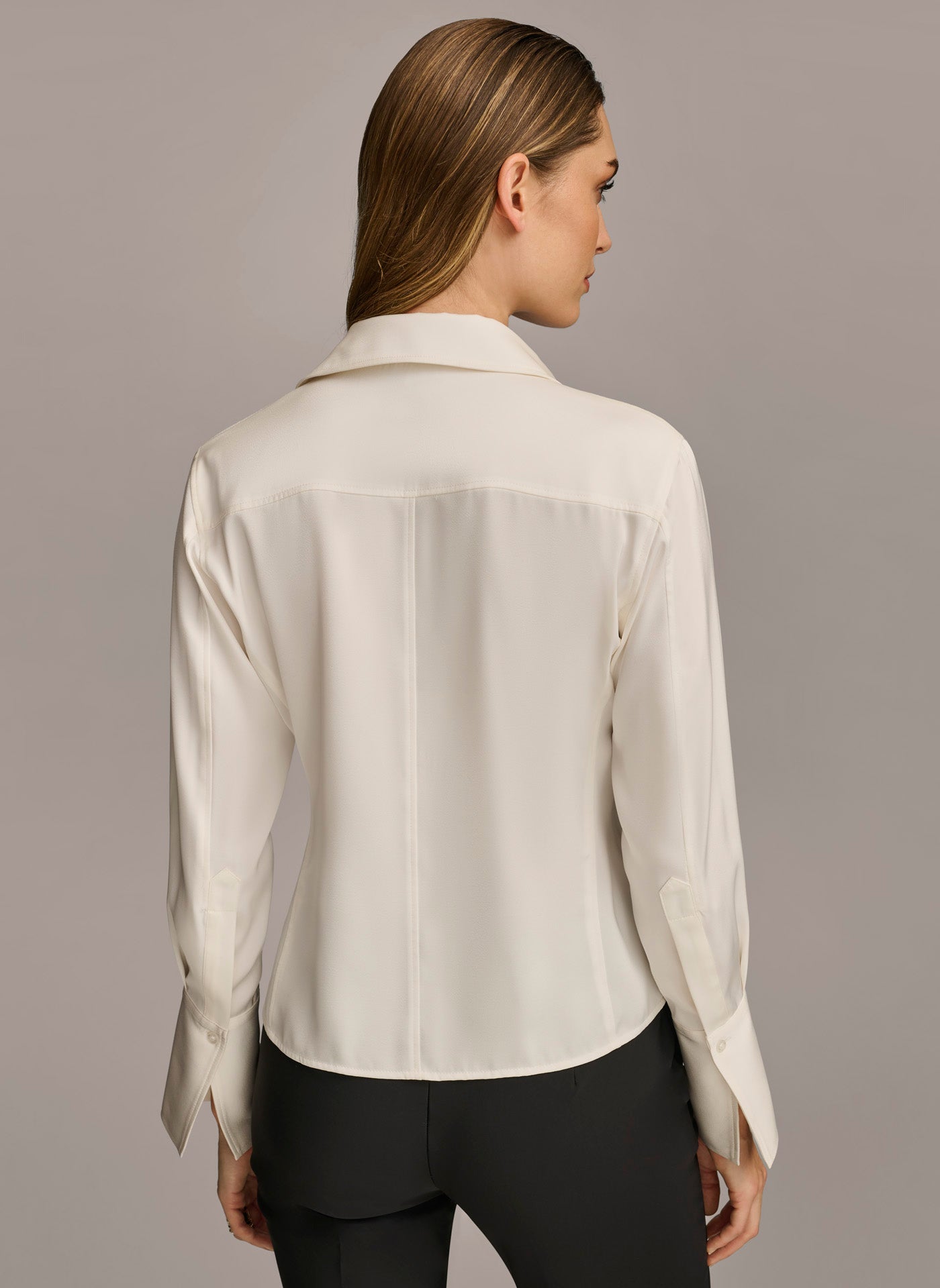 COLLARED BUTTON DOWN BLOUSE