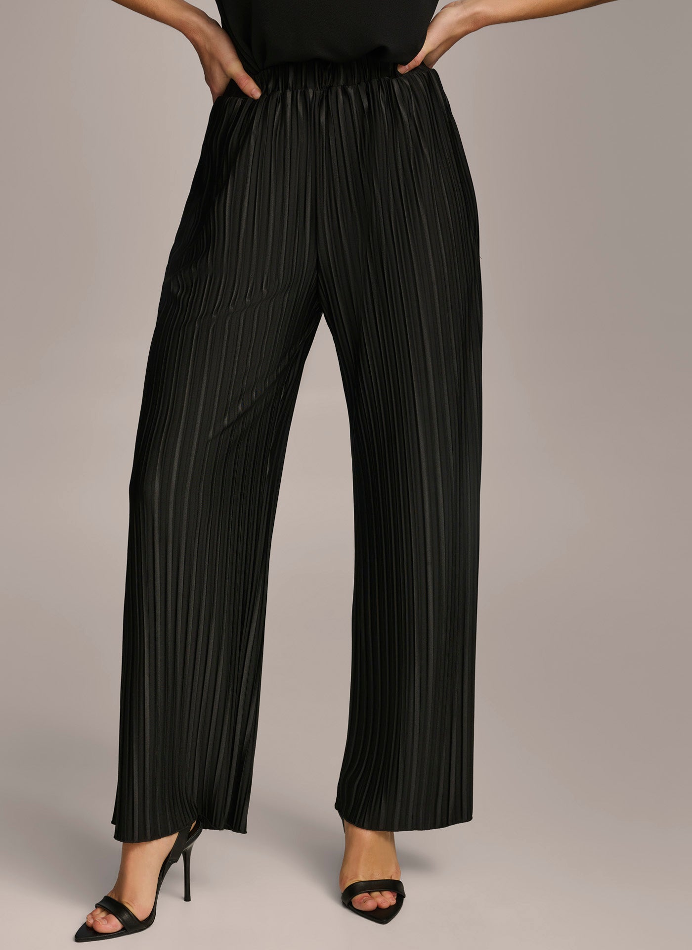 PLEATED PULL ON PANT