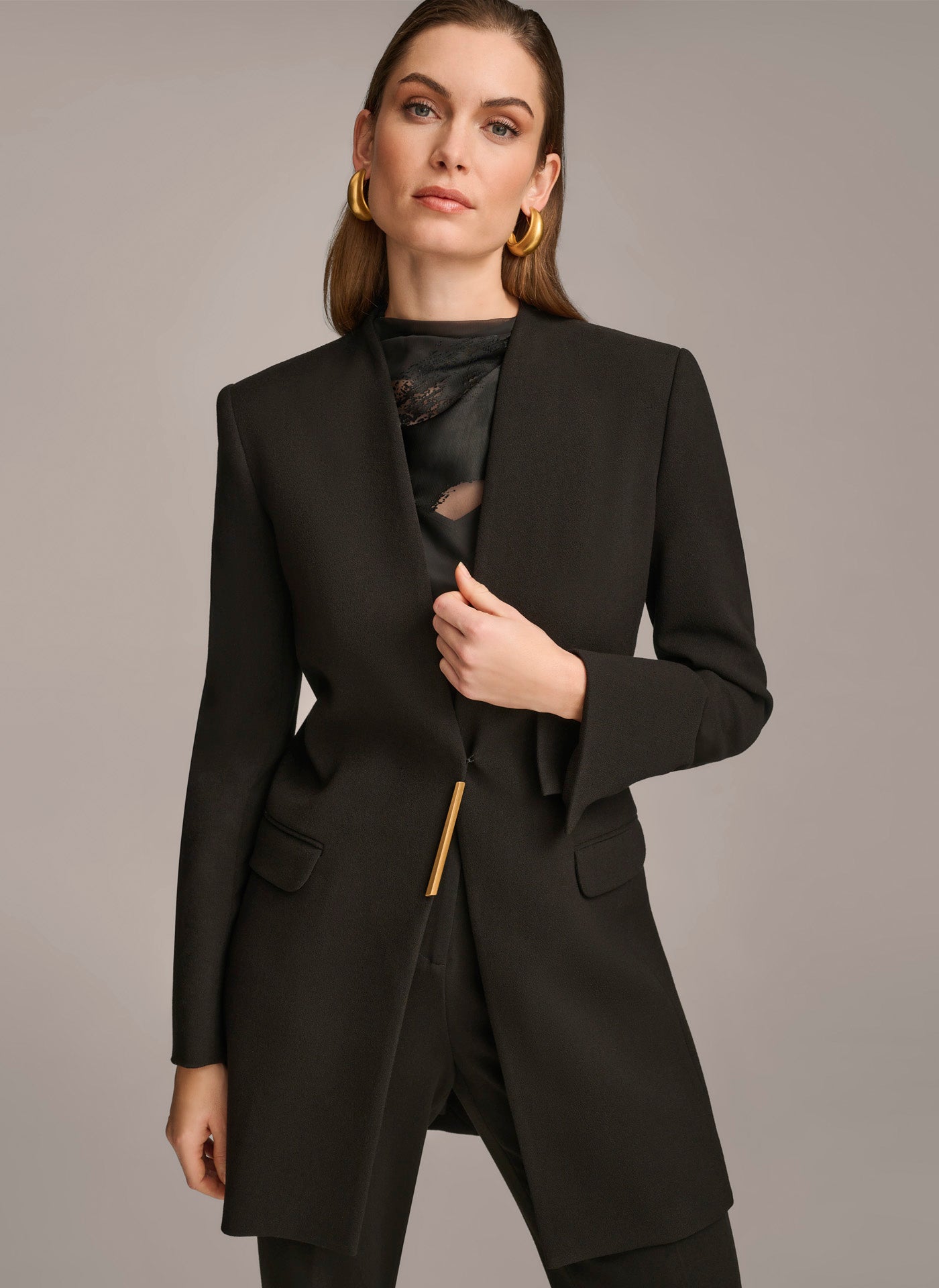 ONE BUTTON COLLARLESS TOPPER | View 1 | BEST IN BLACK ONE BUTTON COLLARLESS TOPPER | View 1 | BEST IN BLACK
