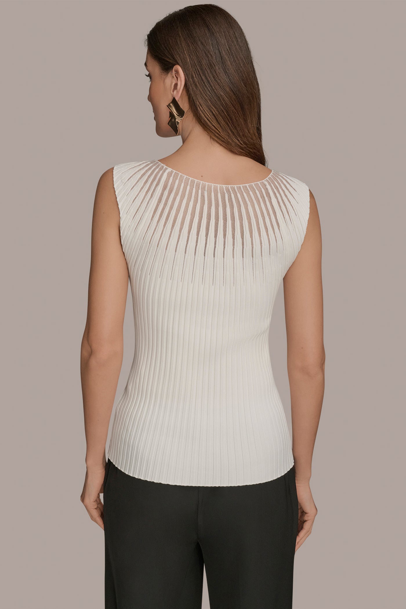 SLEEVELESS RIBBED BURNOUT SWEATER | View 2 | Tops SLEEVELESS RIBBED BURNOUT SWEATER | View 2 | Tops