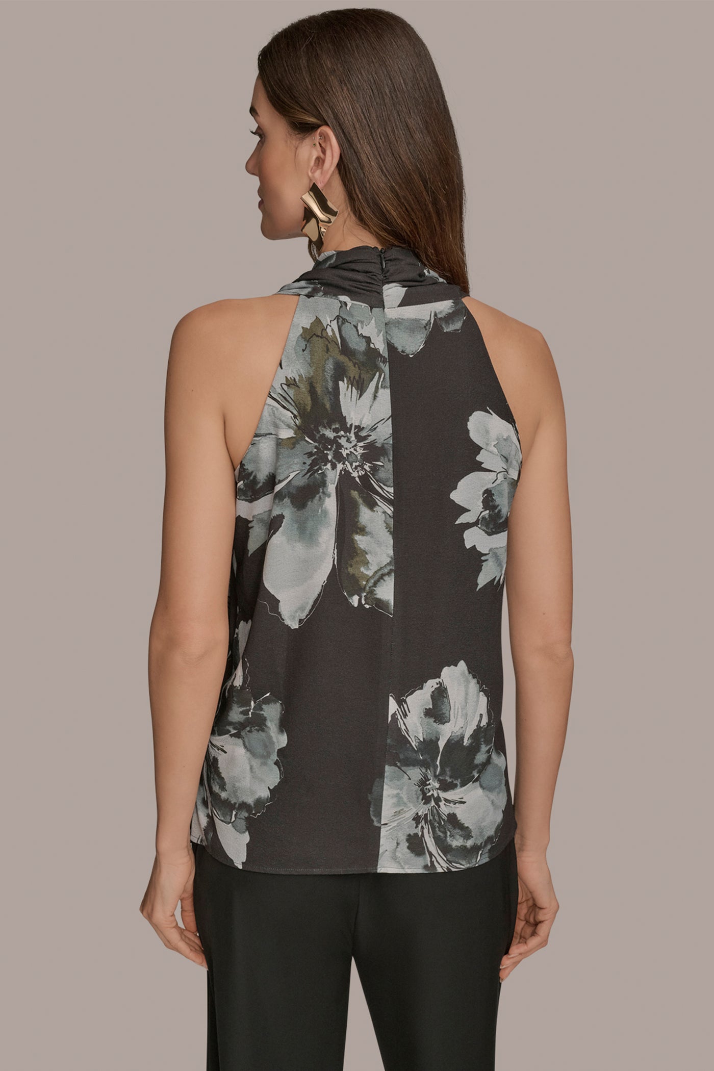 ASYMMETRIC DRAPED SHOULDER FLORAL BLOUSE | View 2 | Tops & Sweaters ASYMMETRIC DRAPED SHOULDER FLORAL BLOUSE | View 2 | Tops & Sweaters