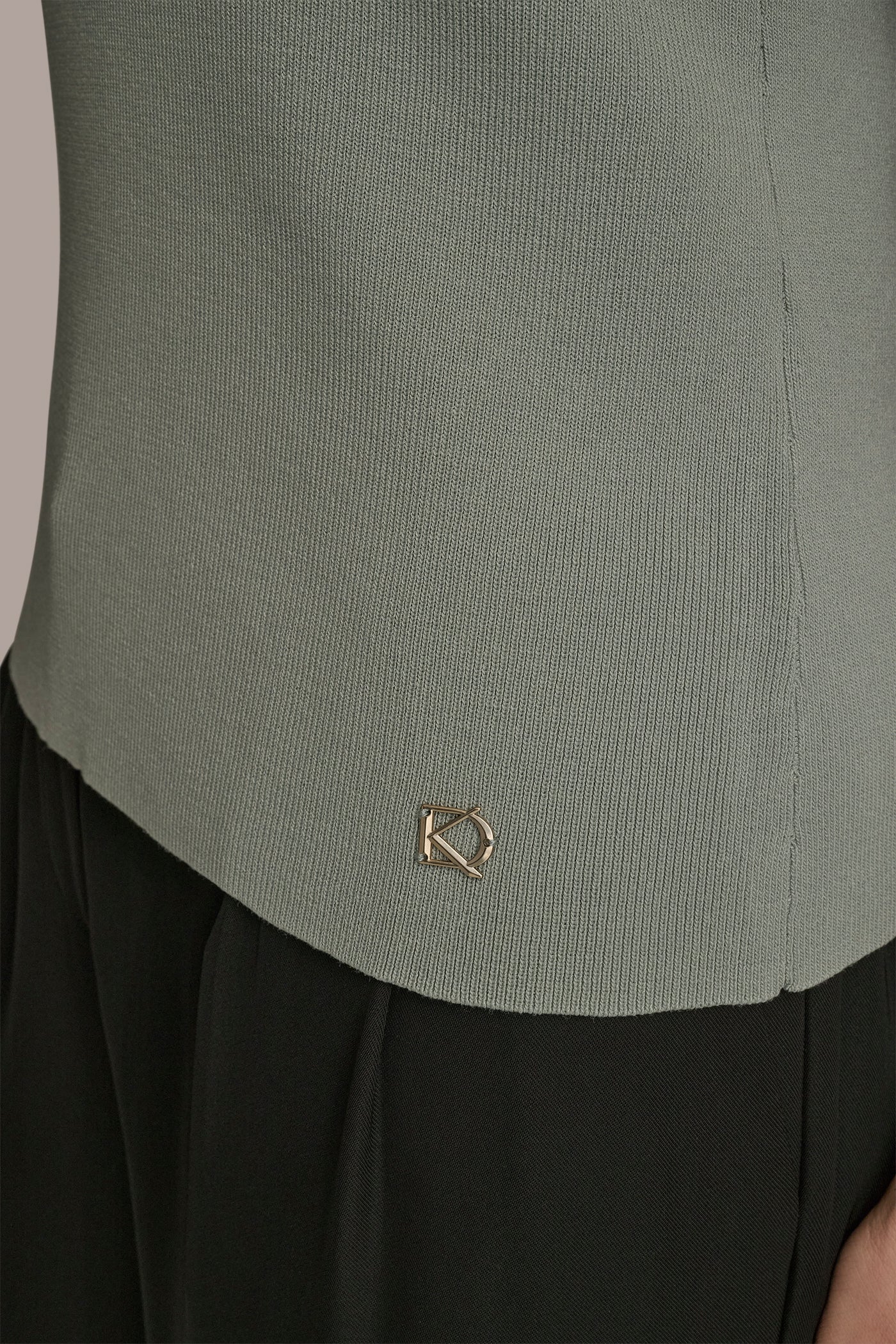 SLEEVELESS V-NECK SWEATER VIEW 5 | New clothing SLEEVELESS V-NECK SWEATER VIEW 5 | New clothing