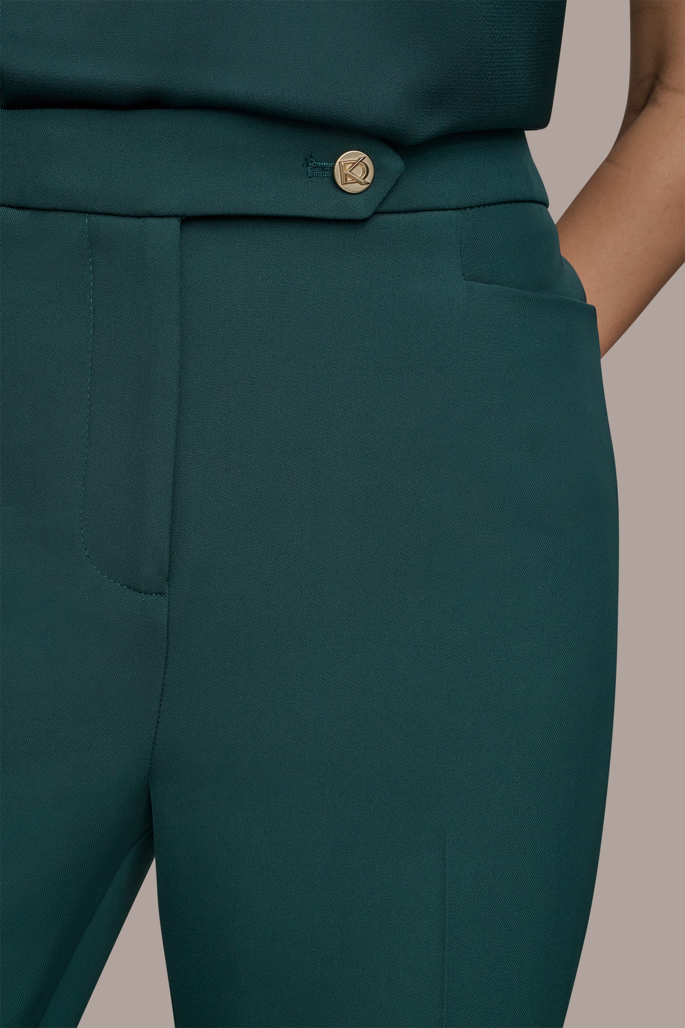 HIGH-RISE STRAIGHT-LEG SUIT PANT VIEW 5 | Clothing HIGH-RISE STRAIGHT-LEG SUIT PANT VIEW 5 | Clothing