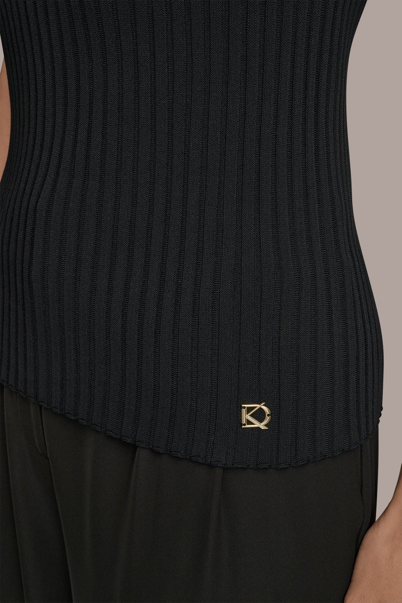 SLEEVELESS RIBBED BURNOUT SWEATER VIEW 4 | Clothing SLEEVELESS RIBBED BURNOUT SWEATER VIEW 4 | Clothing