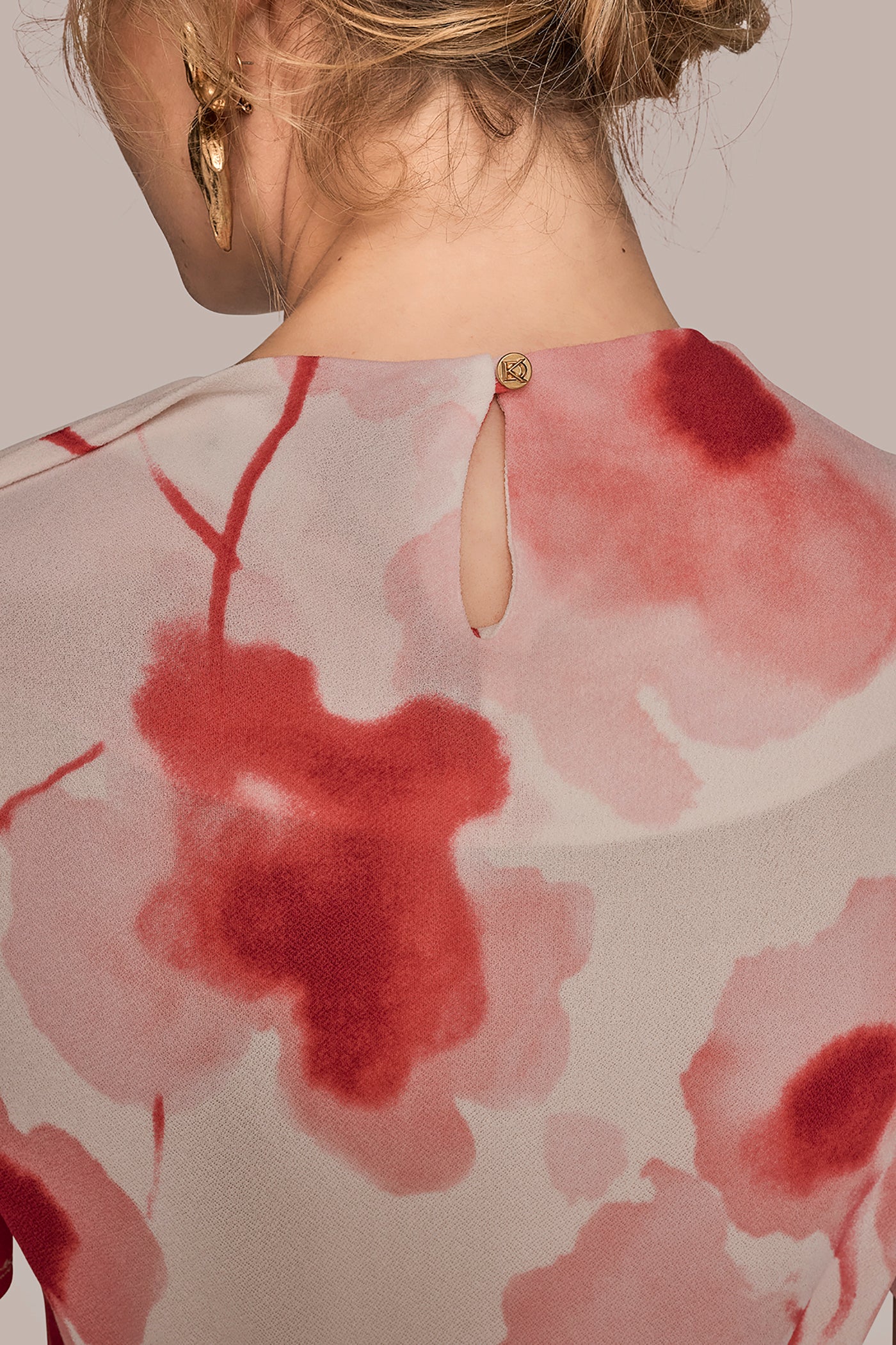 PRINT SHOULDER DETAIL TOP VIEW 6 | All Products PRINT SHOULDER DETAIL TOP VIEW 6 | All Products