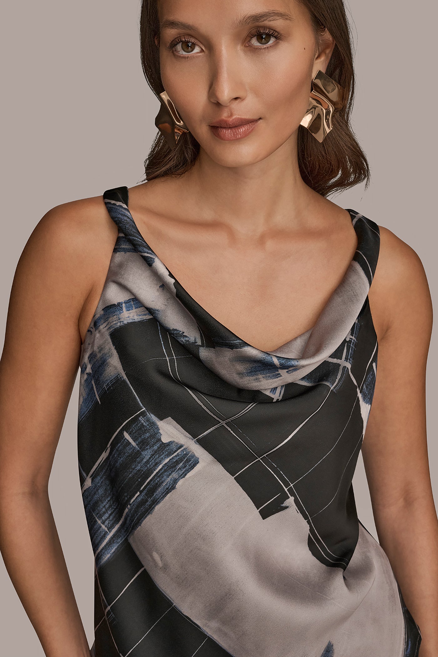 TWIST-SHOULDER SATIN CAMI VIEW 4 | Clothing TWIST-SHOULDER SATIN CAMI VIEW 4 | Clothing