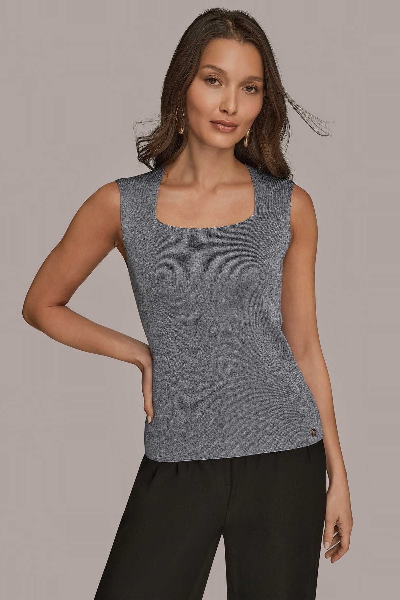 SLEEVELESS METALLIC SWEATER | View 1 | Tops SLEEVELESS METALLIC SWEATER | View 1 | Tops