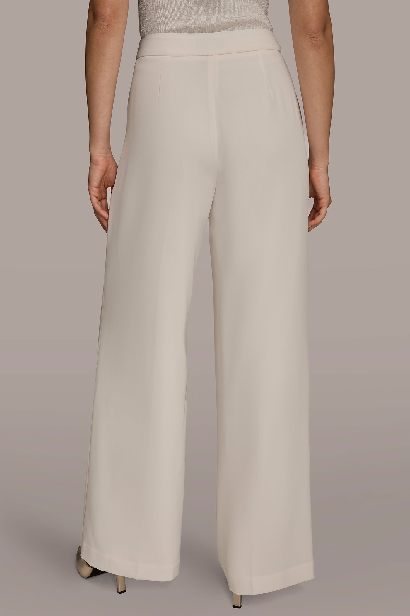 EXTRA HIGH-RISE WIDE-LEG PANT | View 2 | Pants EXTRA HIGH-RISE WIDE-LEG PANT | View 2 | Pants