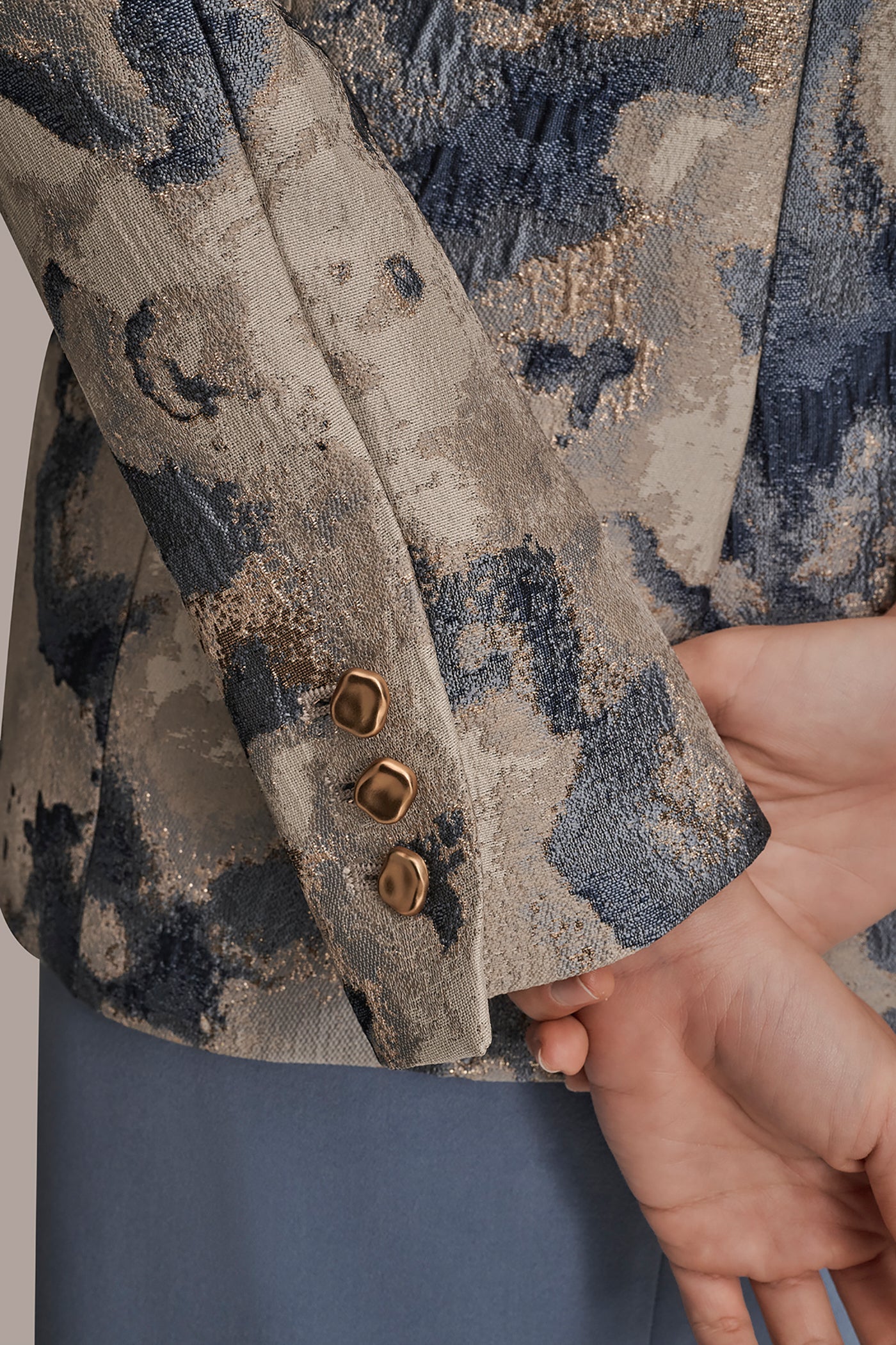 ONE BUTTON JACKET VIEW 6 ONE BUTTON JACKET VIEW 6