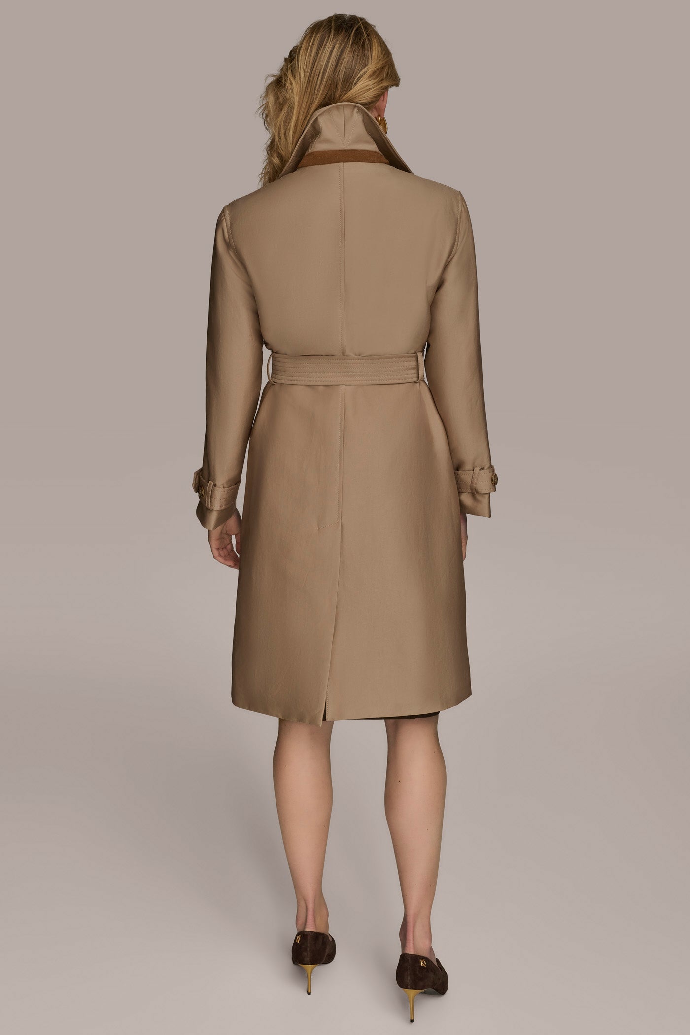 RAIN JACKET | View 2 | New clothing RAIN JACKET | View 2 | New clothing