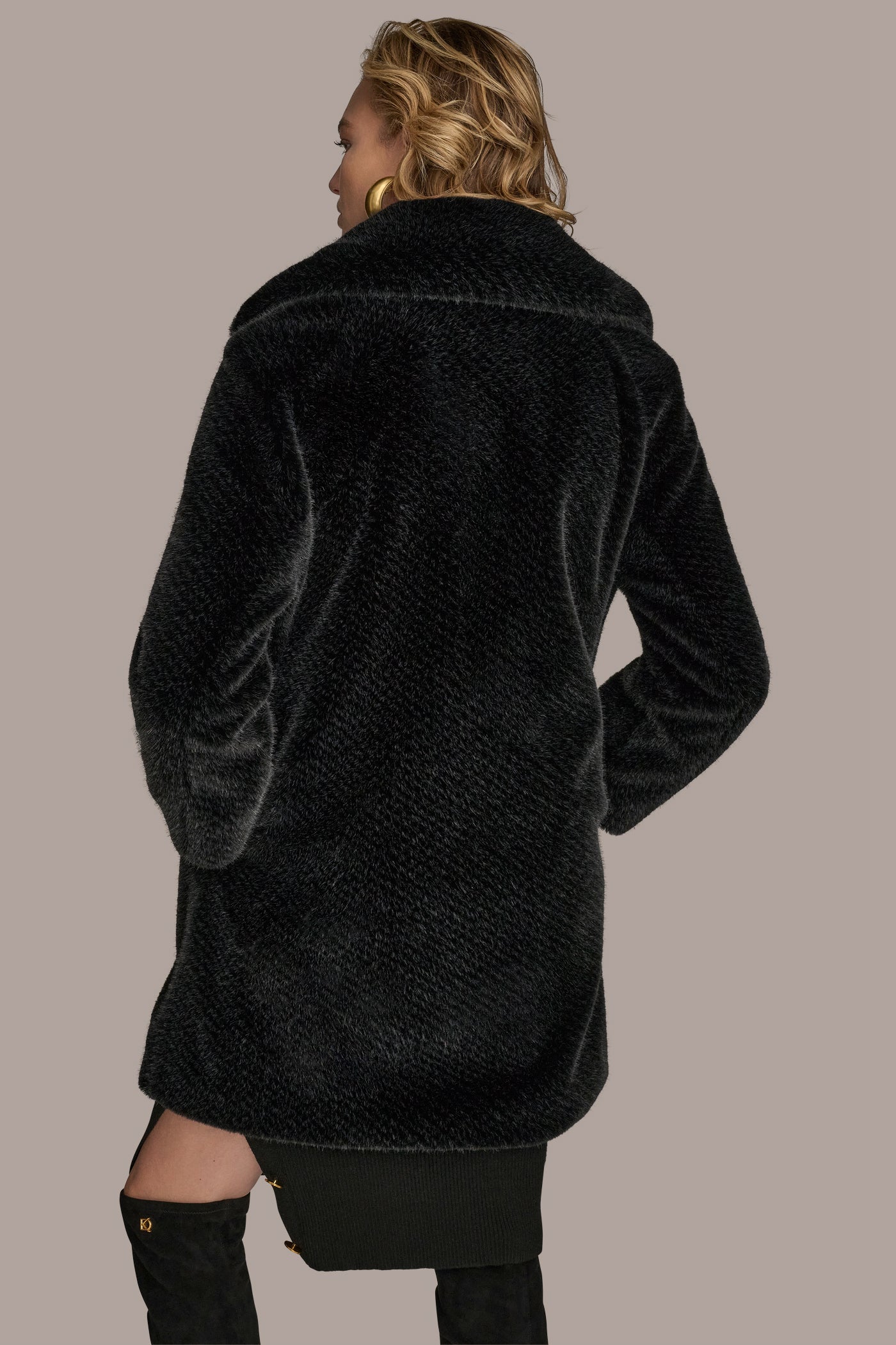 LUXE FUR COAT | View 2 | Coats & Jackets LUXE FUR COAT | View 2 | Coats & Jackets
