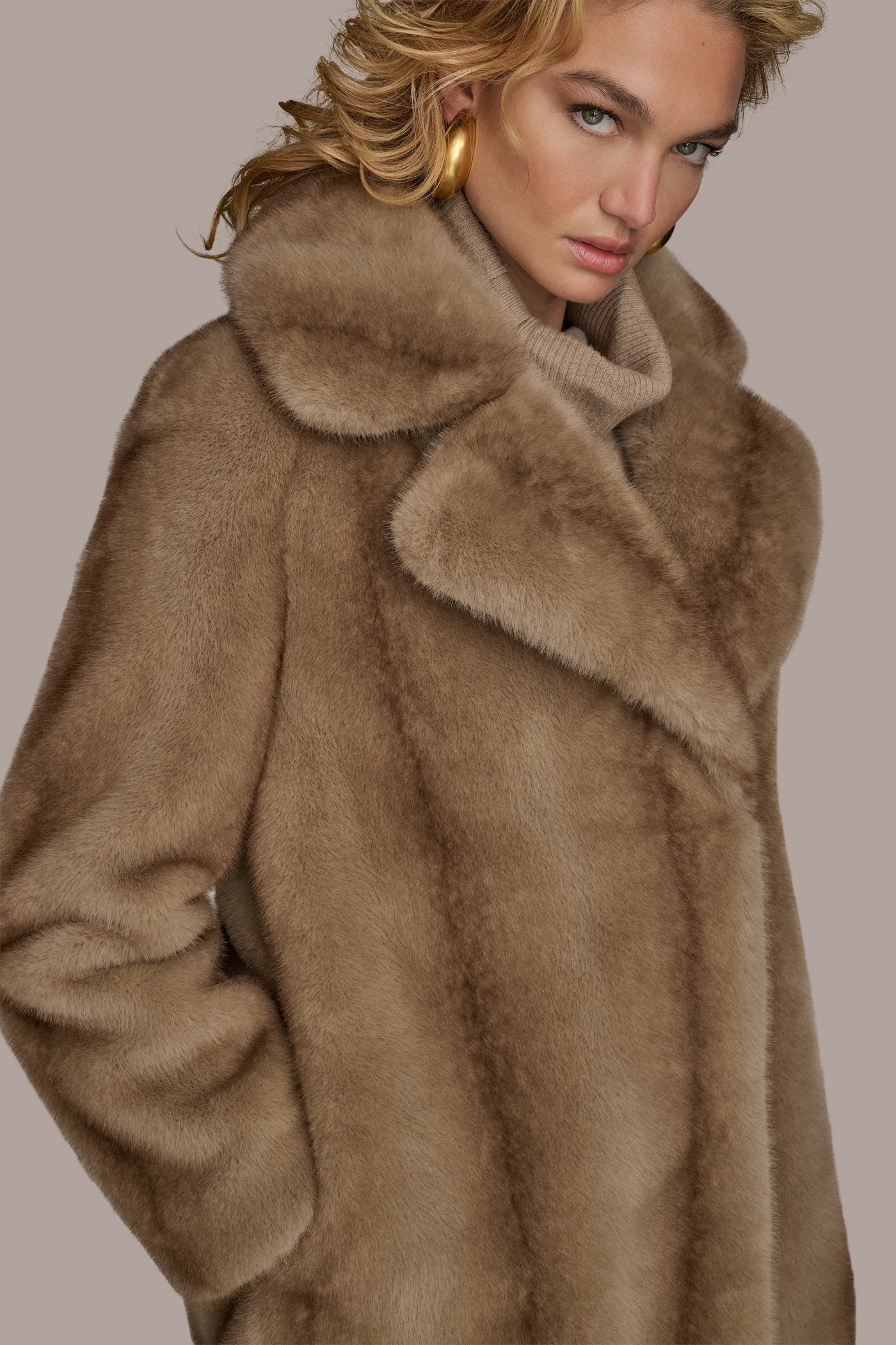 LUXE FUR COAT VIEW 7 | Coats & Jackets LUXE FUR COAT VIEW 7 | Coats & Jackets