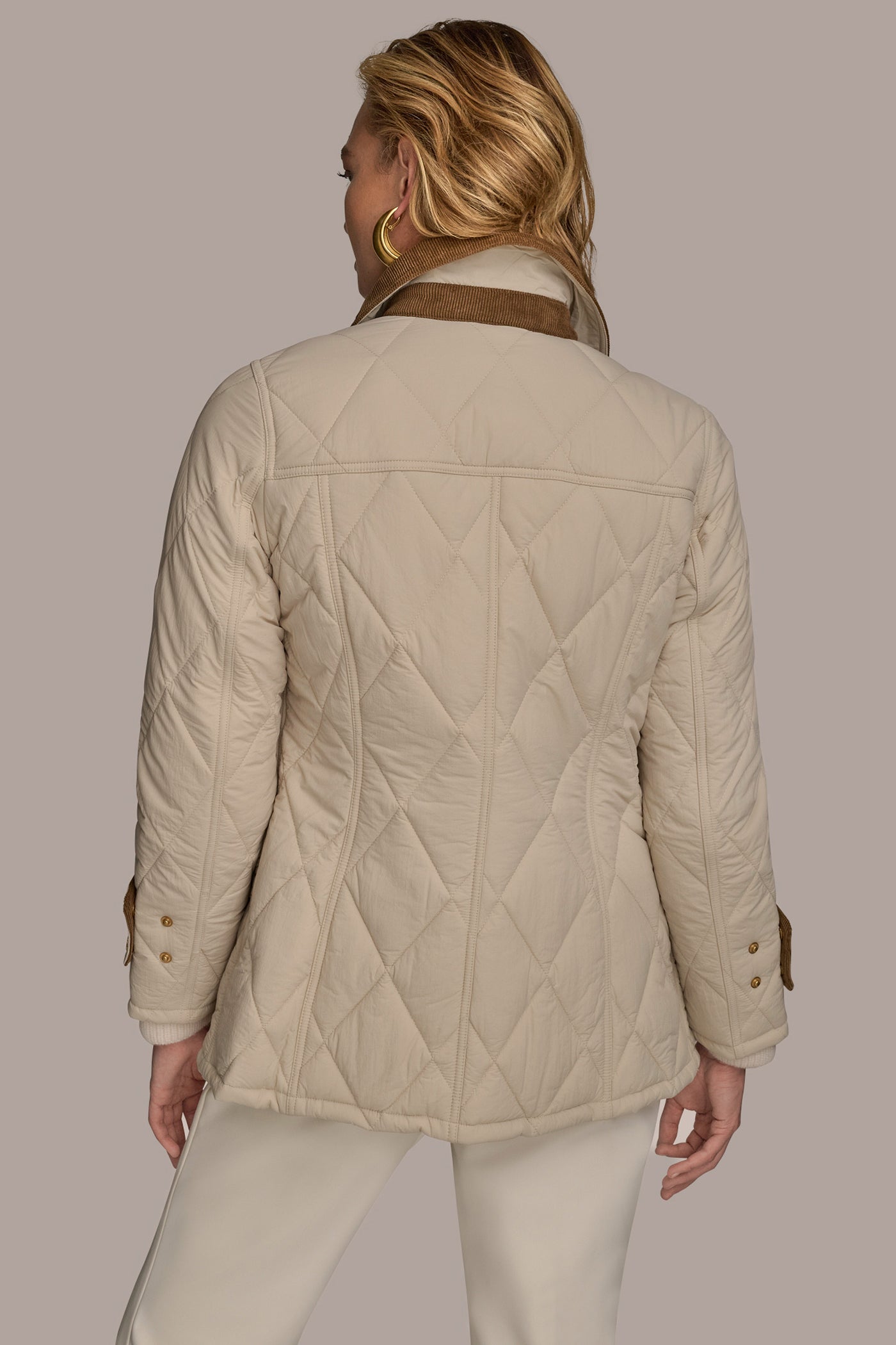 QUILTED BARN JACKET | View 2 | New clothing QUILTED BARN JACKET | View 2 | New clothing