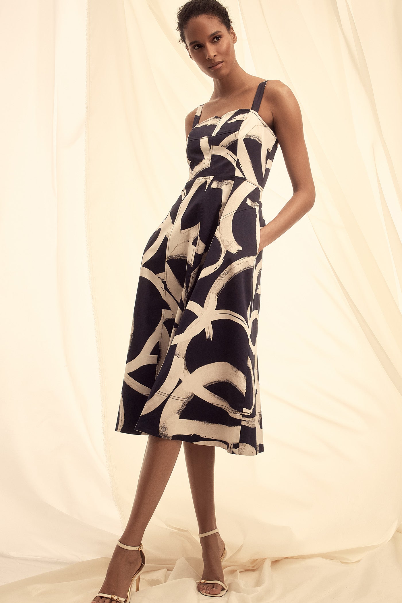 TWO-TONE ABSTRACT PRINT MIDI DRESS VIEW 9 TWO-TONE ABSTRACT PRINT MIDI DRESS VIEW 9
