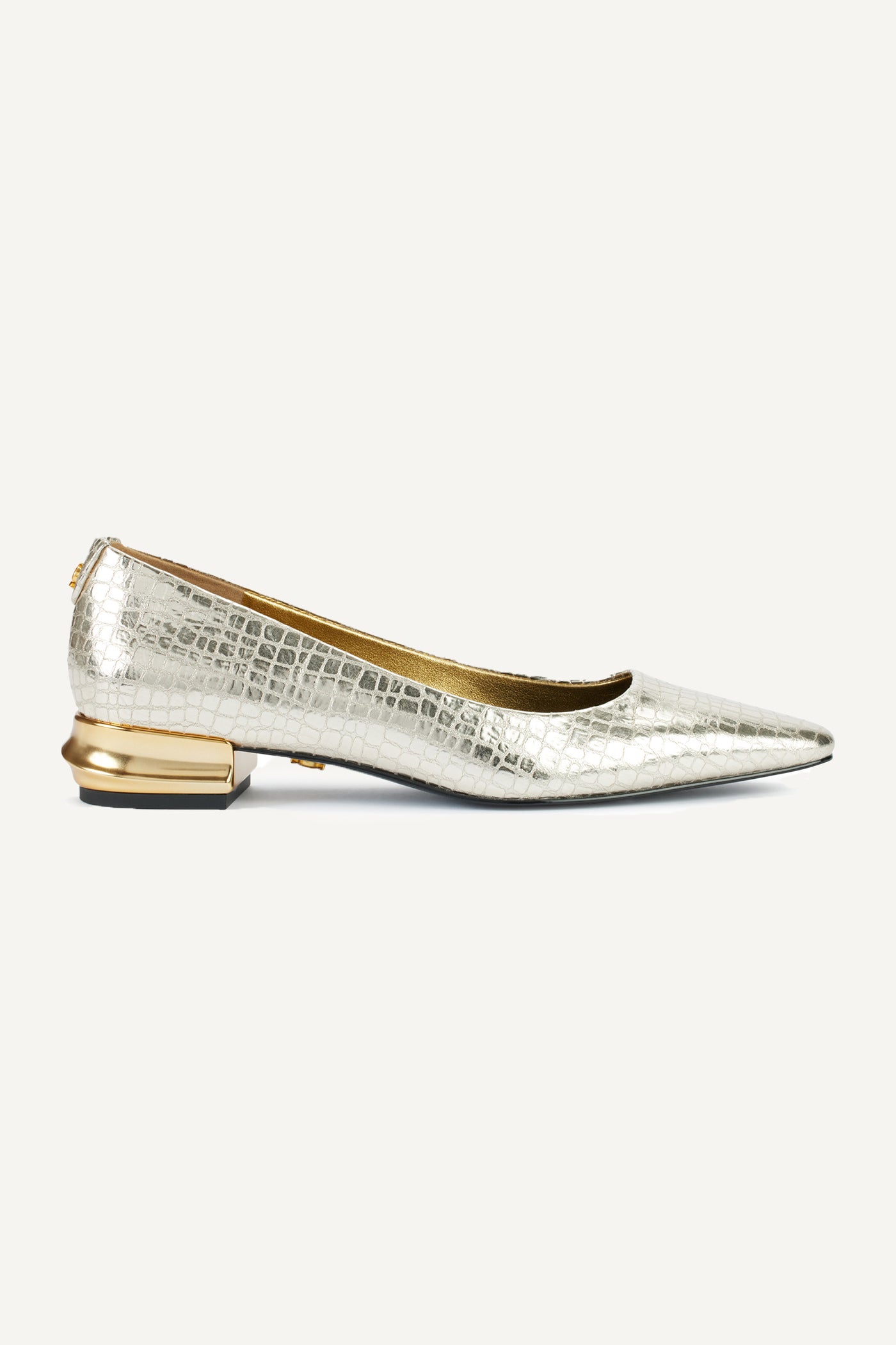 SAVITA POINTED FLAT | View 2 | Flats & Loafers SAVITA POINTED FLAT | View 2 | Flats & Loafers