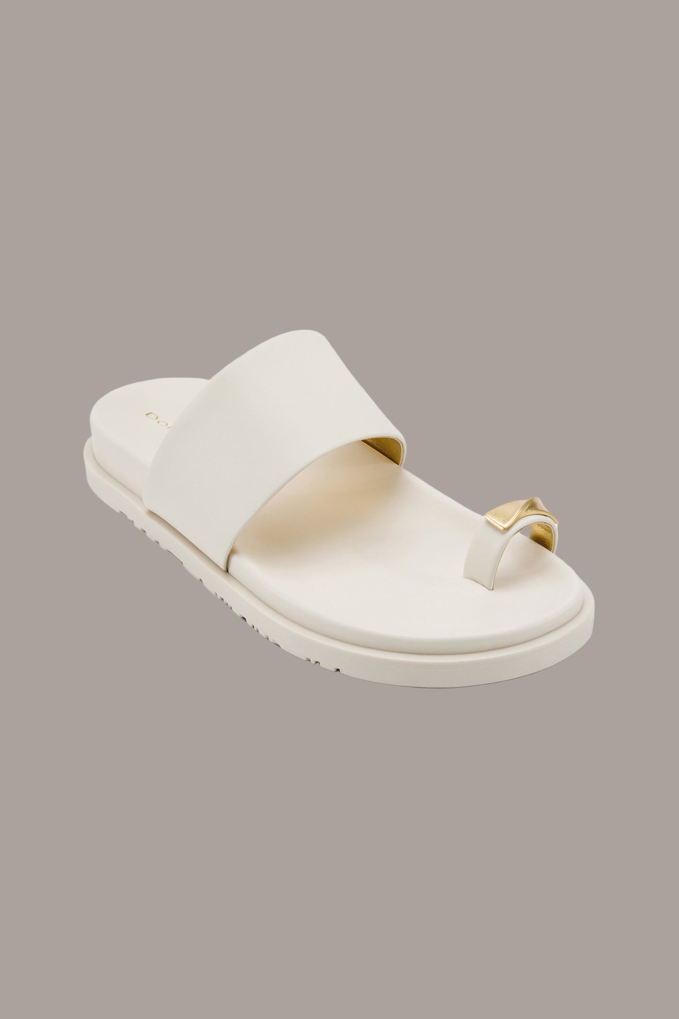 HOOPER FLAT SANDAL | View 1 | Products HOOPER FLAT SANDAL | View 1 | Products