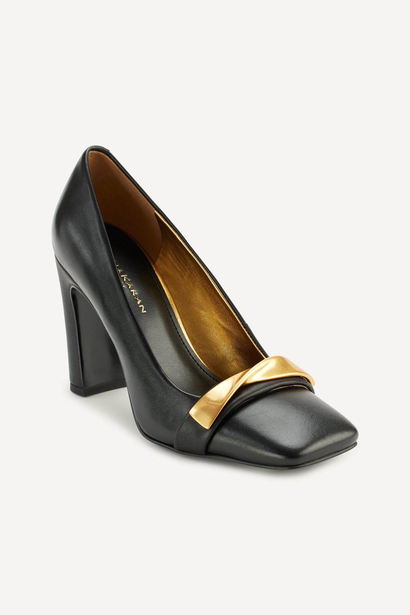 SABINA EMBELLISHED HIGH PUMP | View 1 | Products SABINA EMBELLISHED HIGH PUMP | View 1 | Products