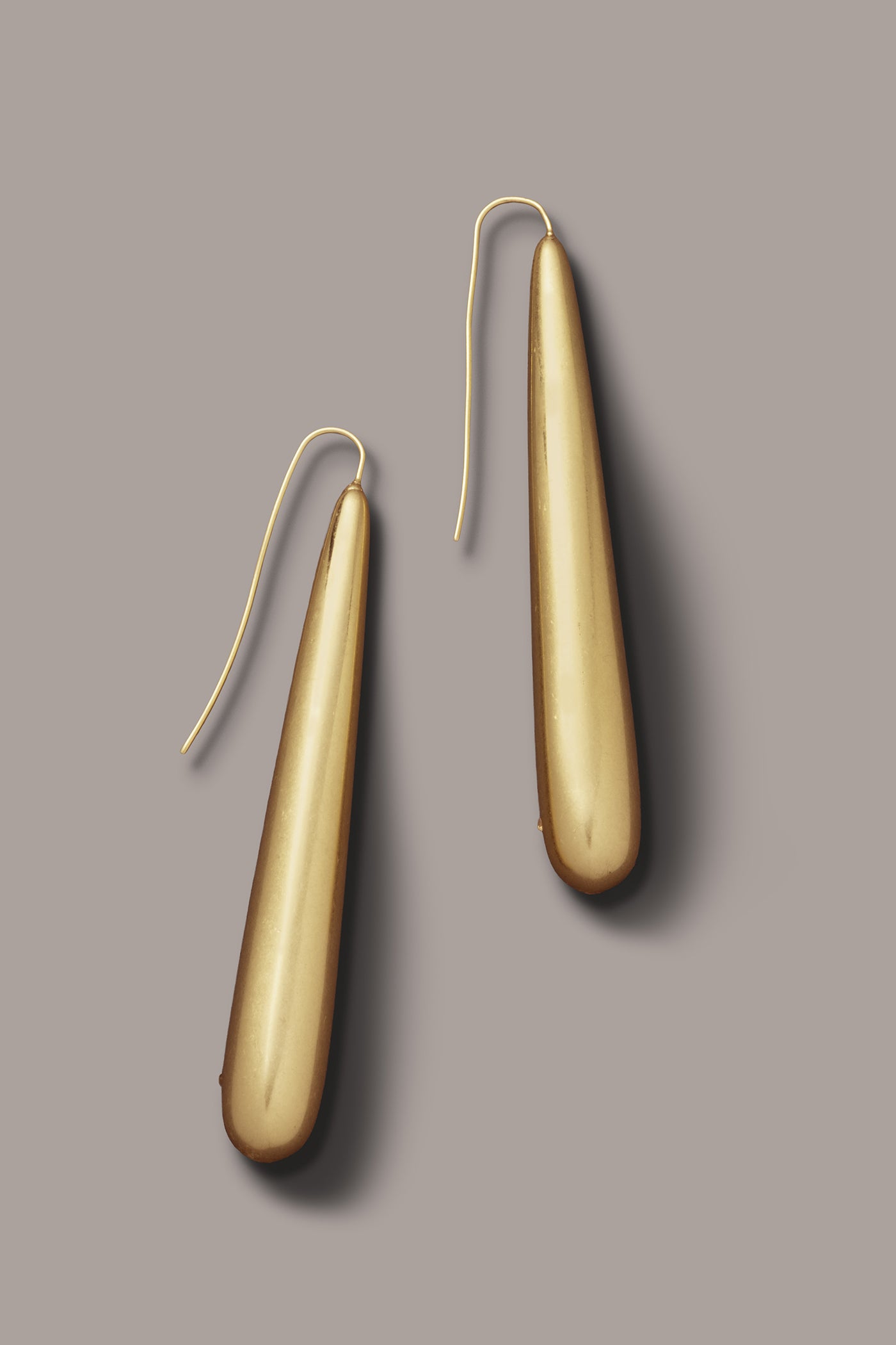 OVERSIZED THREADER EARRINGS | View 1 | Earrings