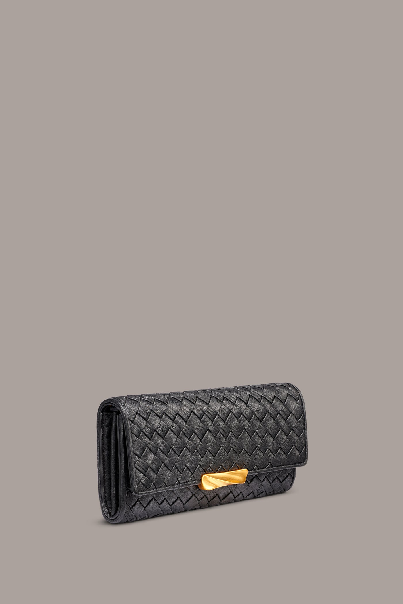 AMAGANSETT FLAP WALLET WRISTLET VIEW 2