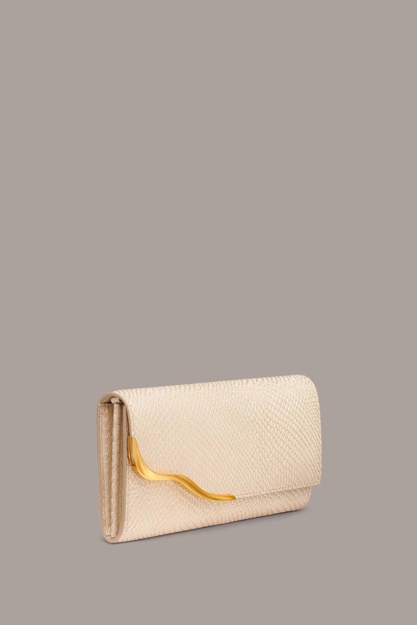 MALVERNE WRISTLET VIEW 2