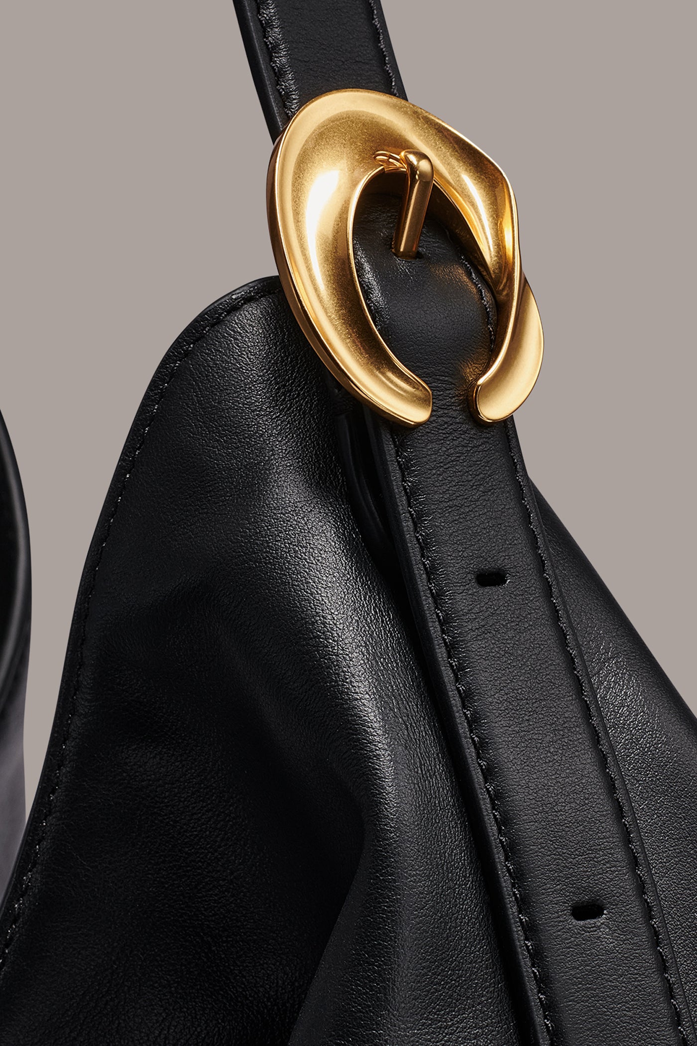 BROCADE LEATHER HOBO BAG VIEW 5
