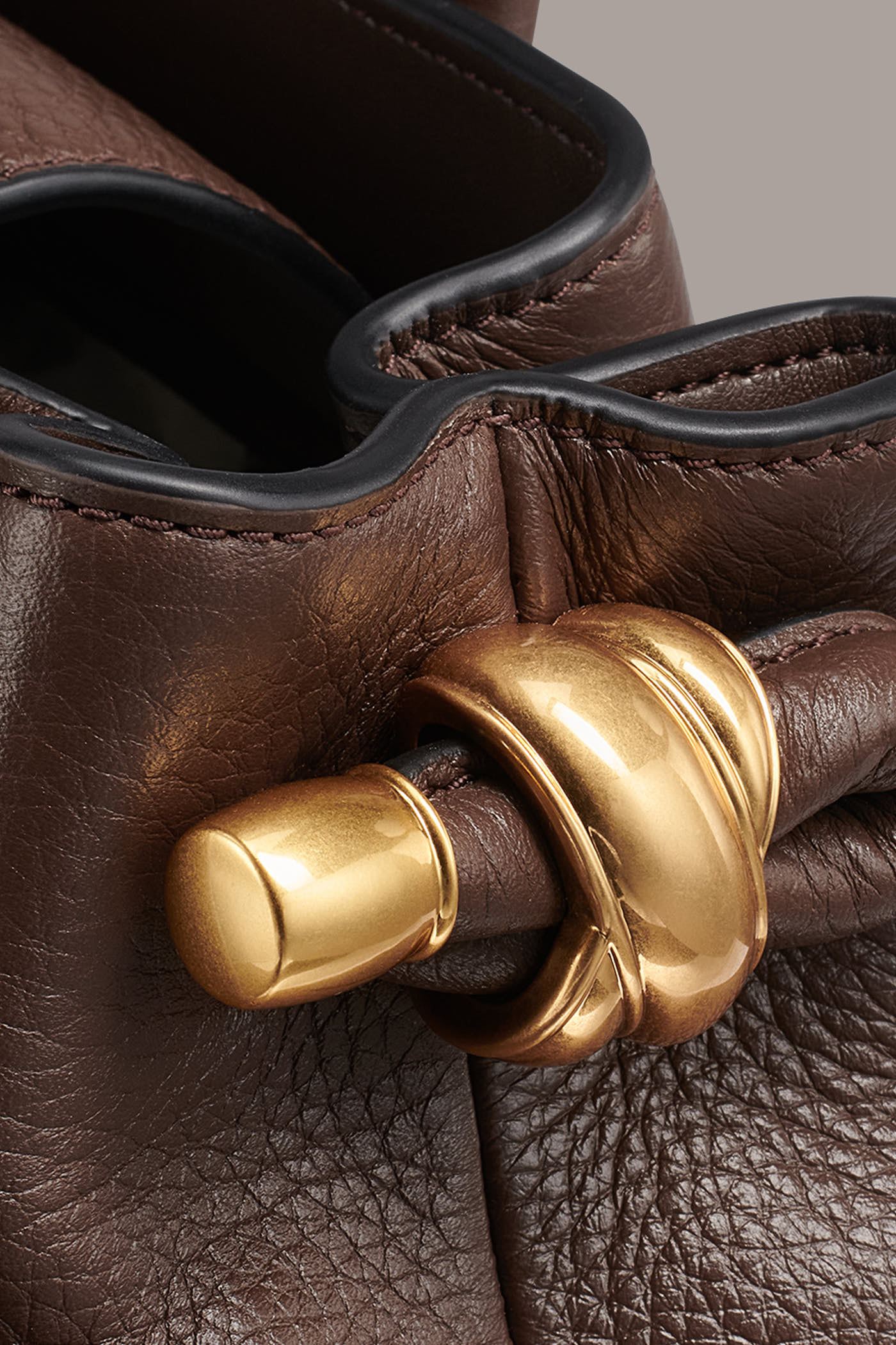 CASHMERE MEDIUM TOTE VIEW 4