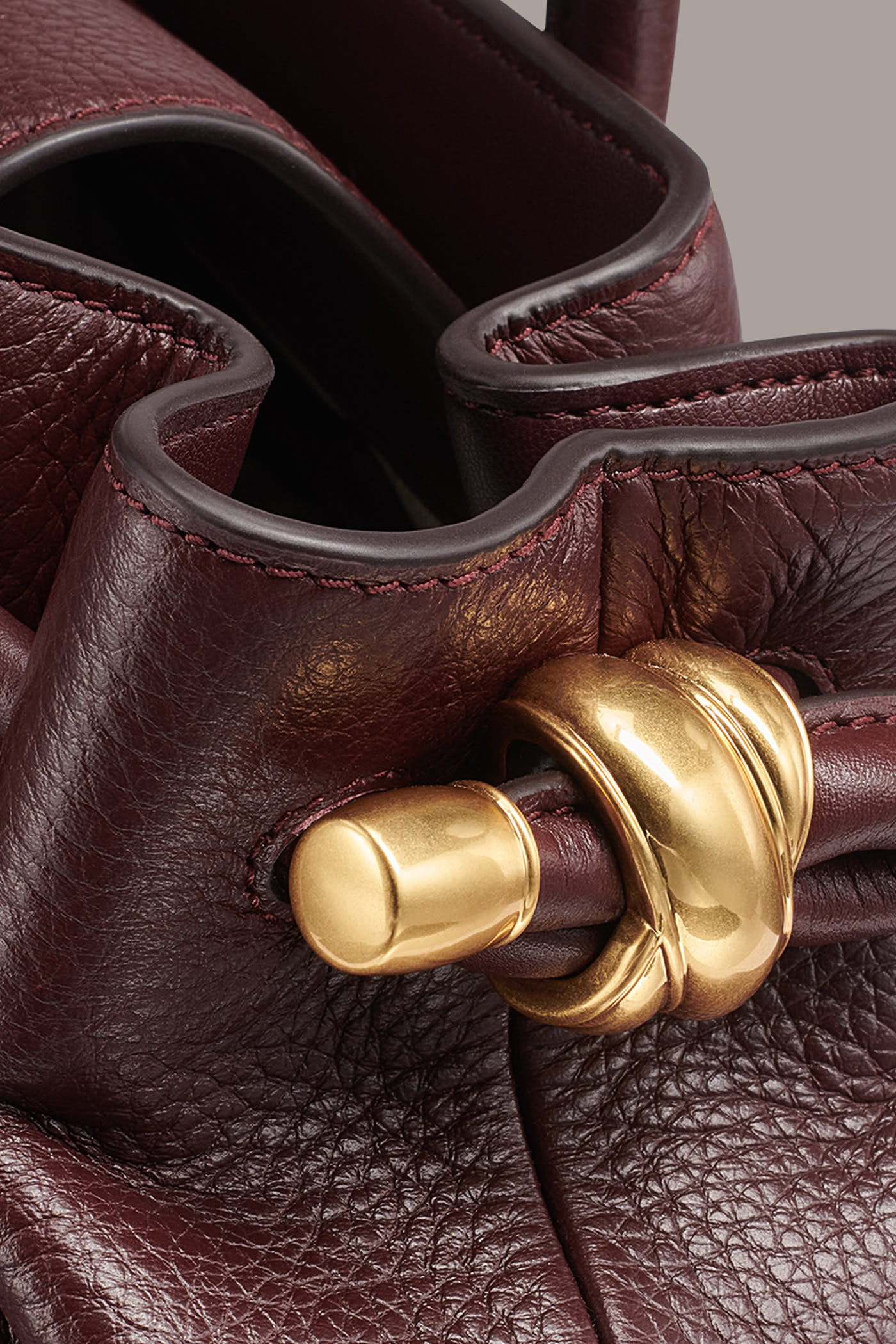 CASHMERE MEDIUM TOTE VIEW 4