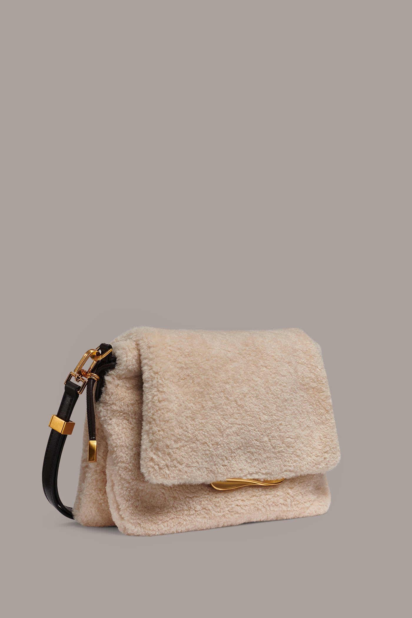 MOHAIR SHOULDER BAG VIEW 3 | Bags