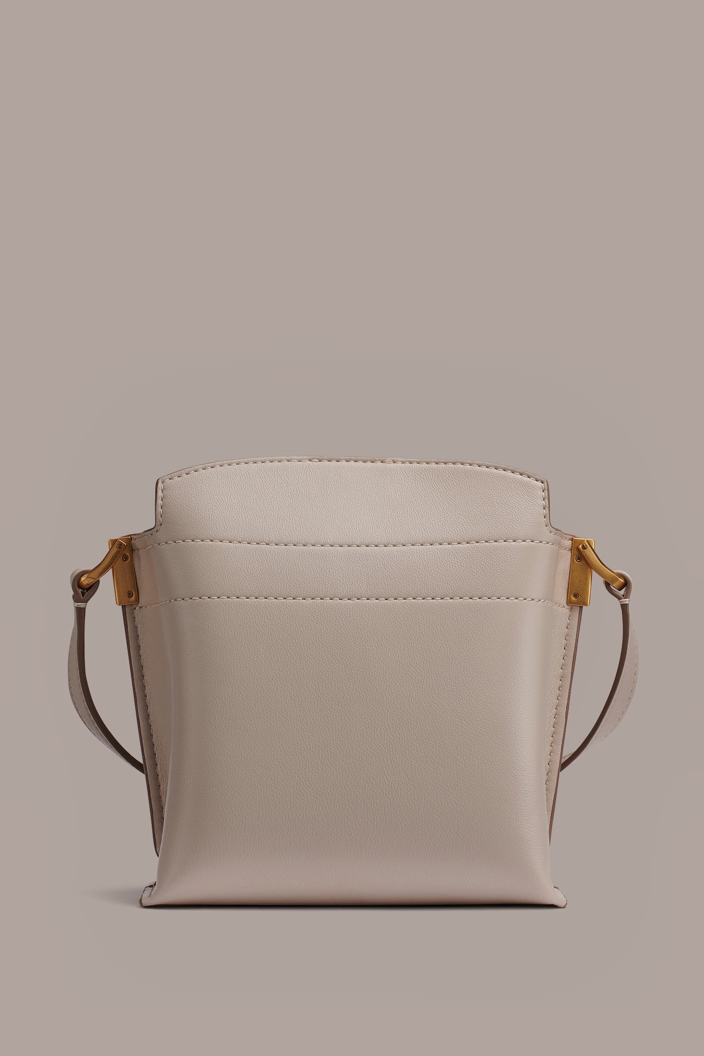 BRIDGEHAMPTON LEATHER CROSSBODY BAG | View 2 | Joan Edit