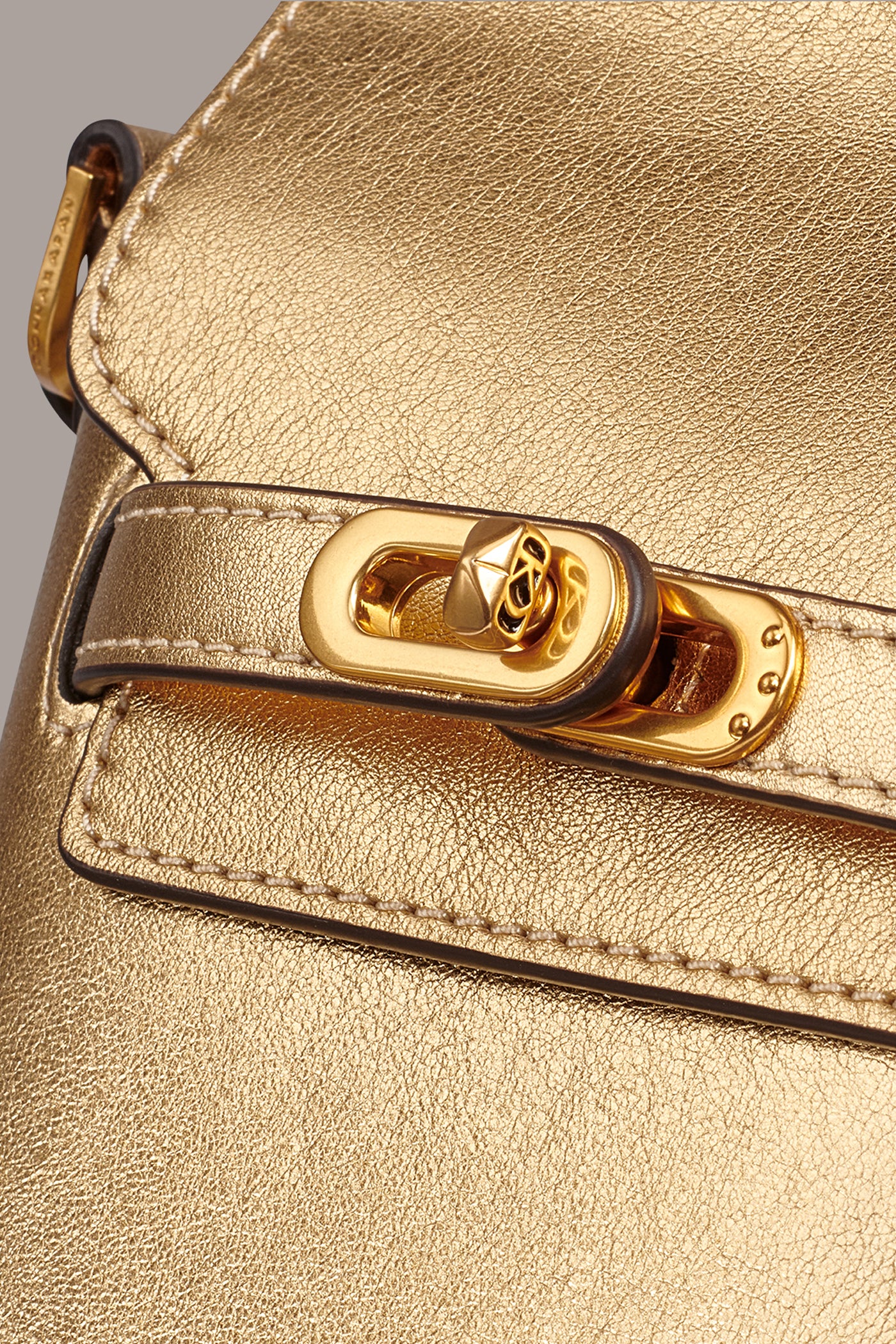 BRIDGEHAMPTON LEATHER SMALL CROSSBODY BAG VIEW 5
