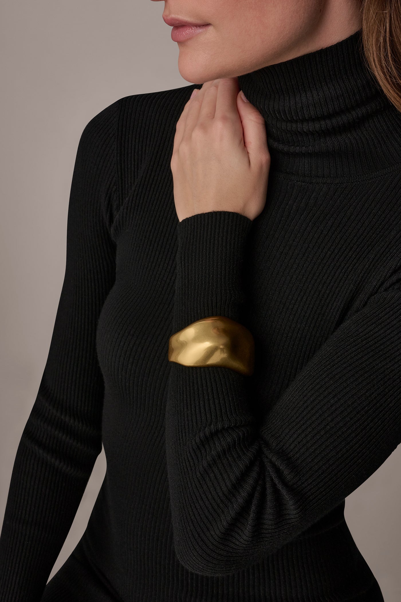 SIGNATURE CUFF BRACELET VIEW 5 | All Products