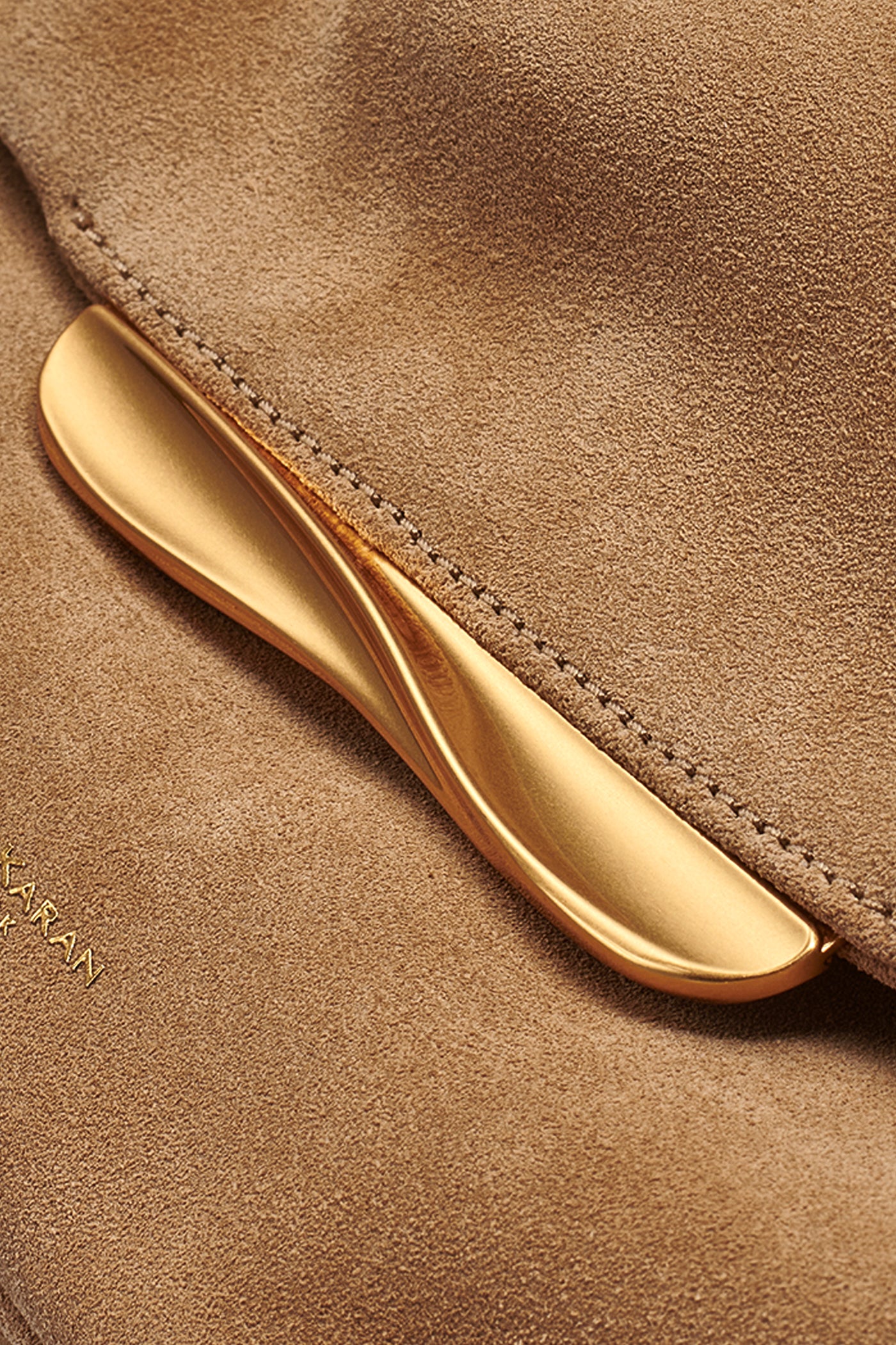 MOHAIR SUEDE SHOULDER BAG VIEW 5