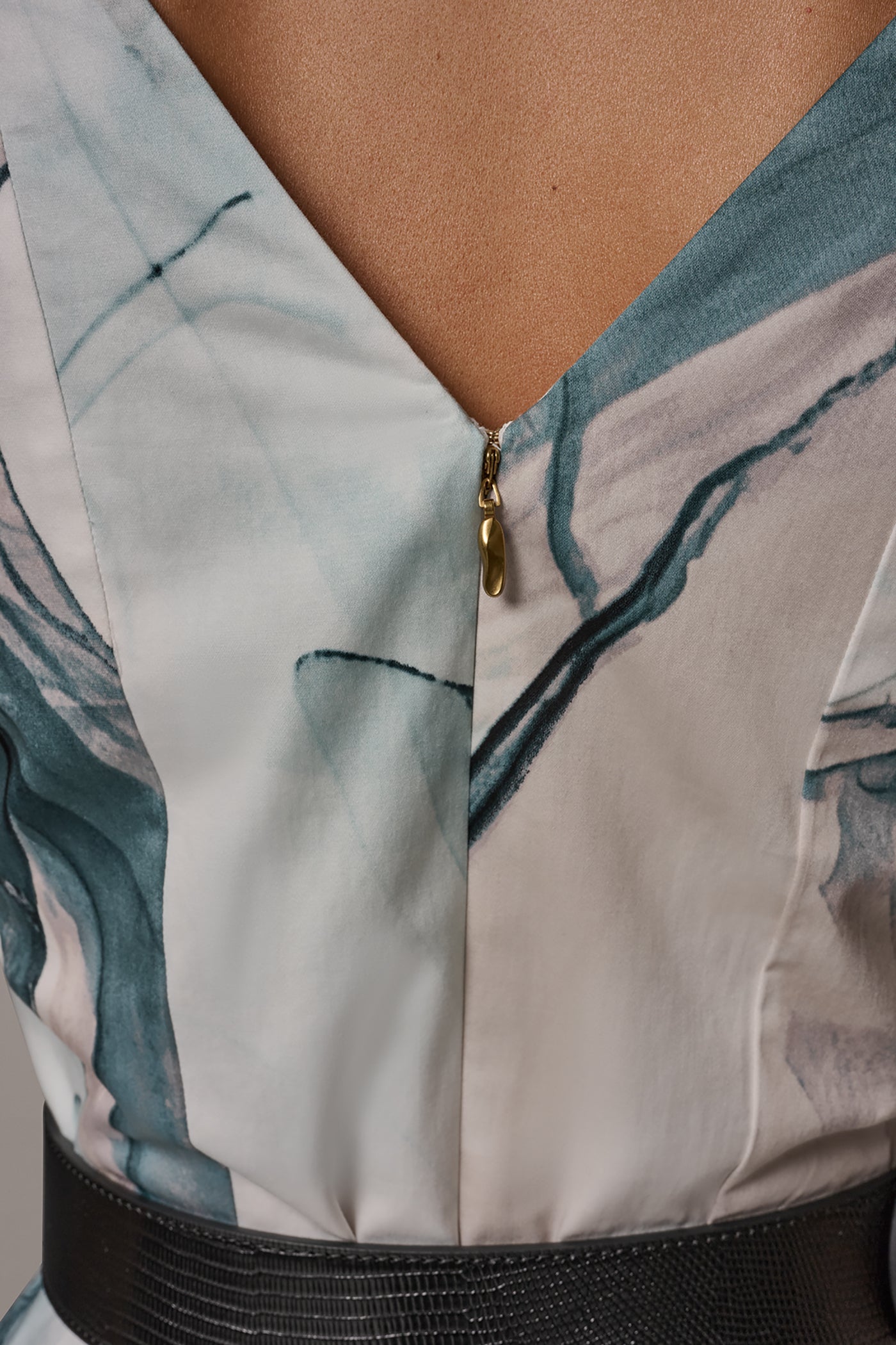 STRETCH-COTTON PRINTED MIDI FIT AND FLARE DRESS VIEW 5 | New clothing