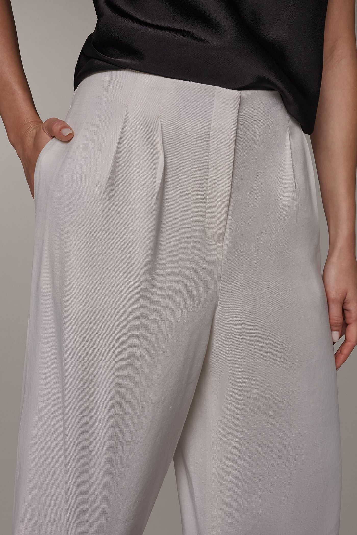 EXTRA HIGH-RISE PLEATED WIDE-LEG PANT VIEW 4 | New clothing