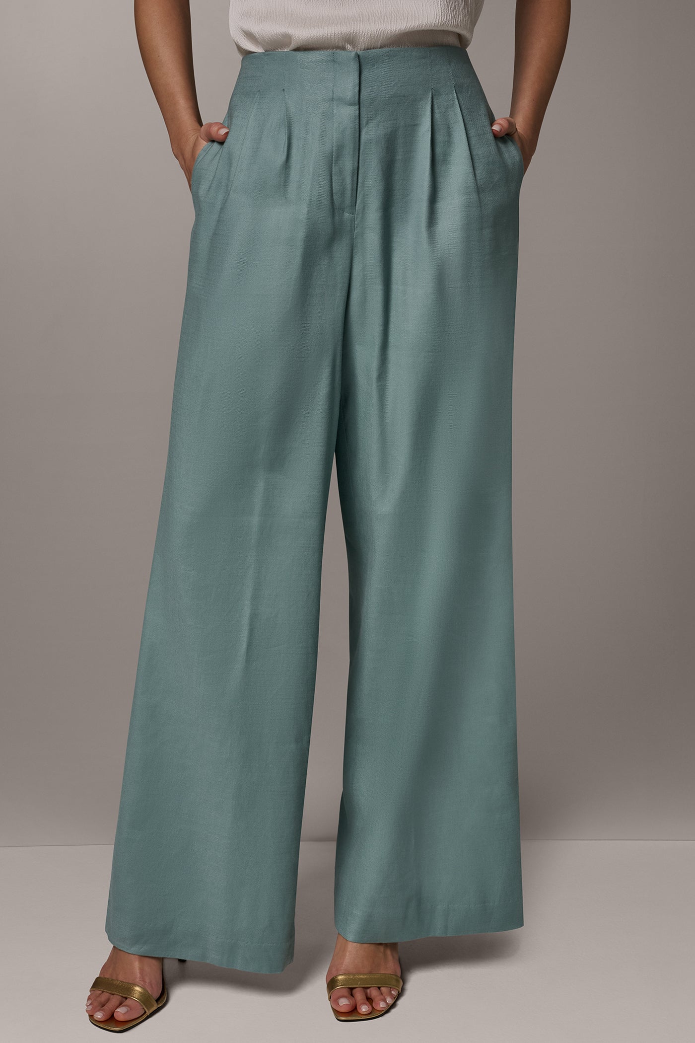 EXTRA HIGH-RISE PLEATED WIDE-LEG PANT | View 1 | New clothing